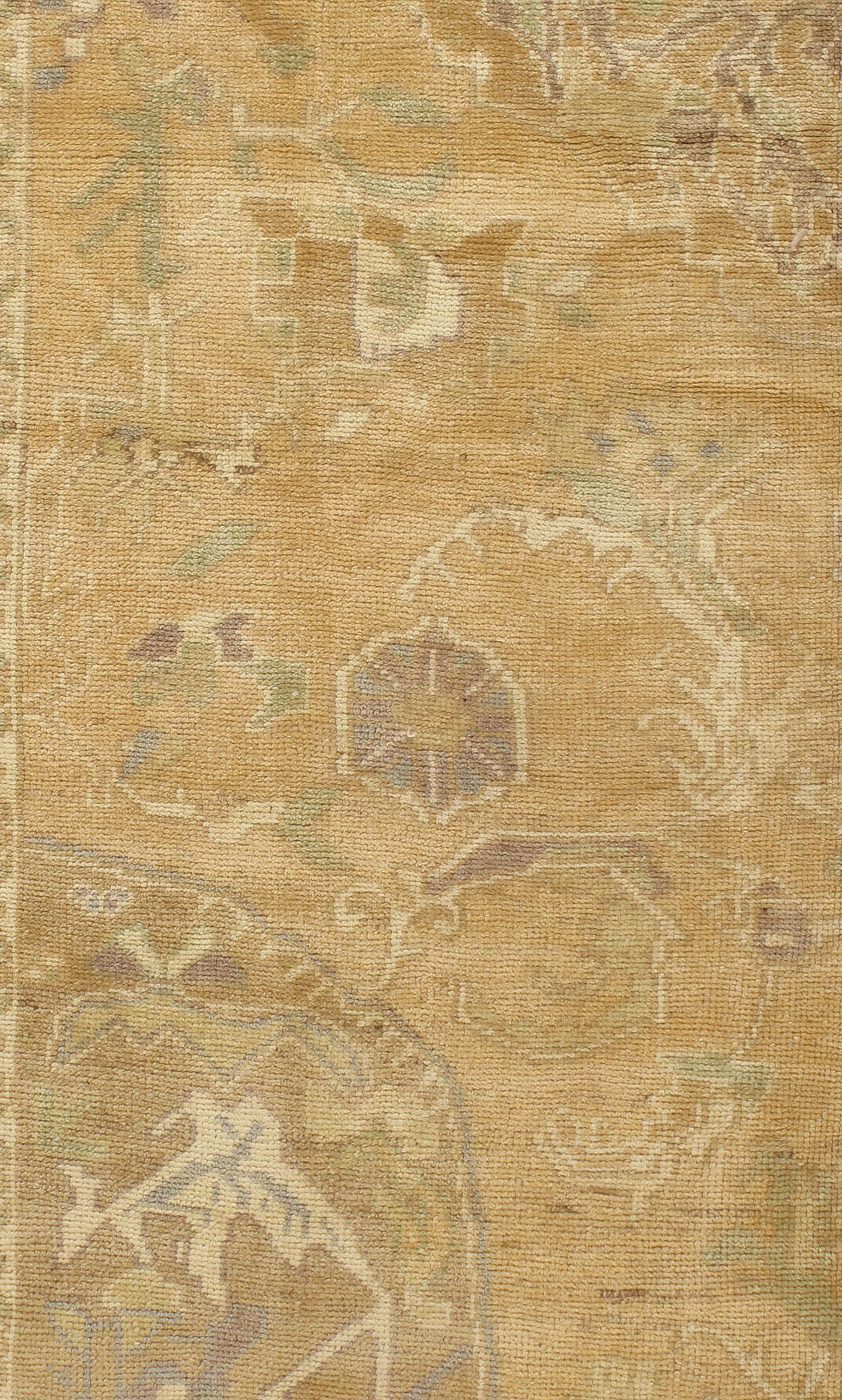 Vintage Beige Türkisch Oushak Teppich 5'6 x 8'3 im Zustand „Gut“ im Angebot in New York, NY