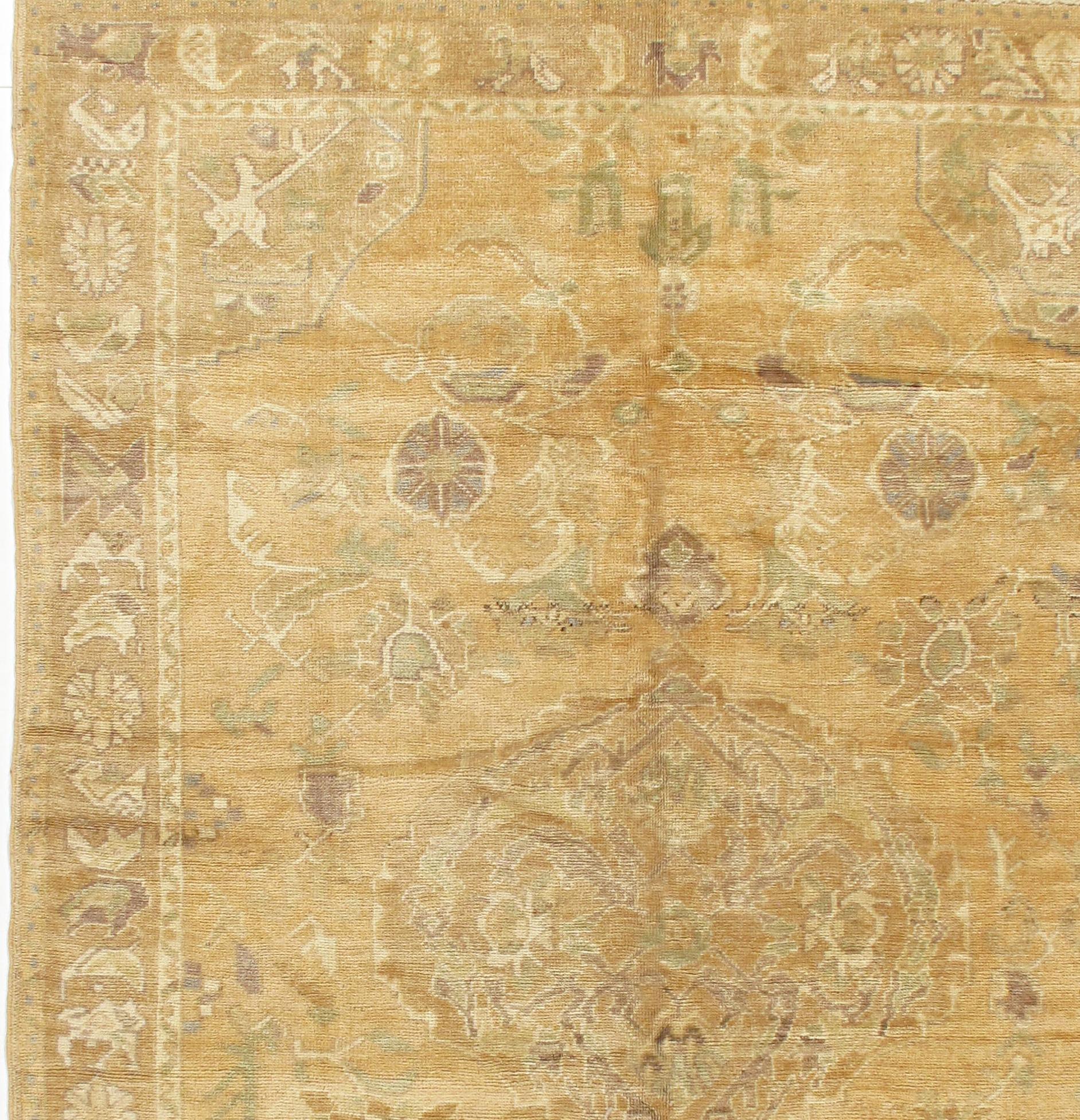 Vintage Beige Türkisch Oushak Teppich 5'6 x 8'3 (Wolle) im Angebot