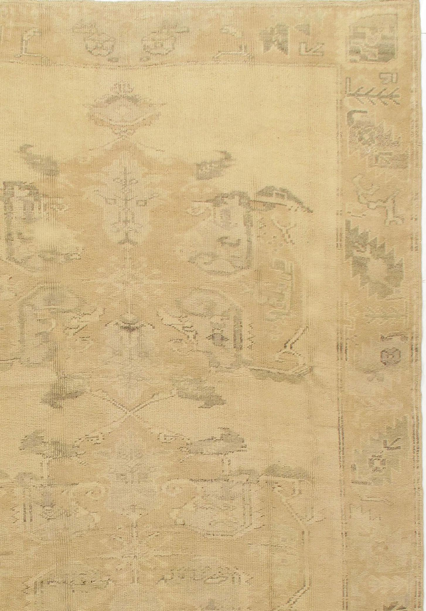 Vintage Beige Türkisch Oushak Teppich, 5'8 x 11' (20. Jahrhundert) im Angebot