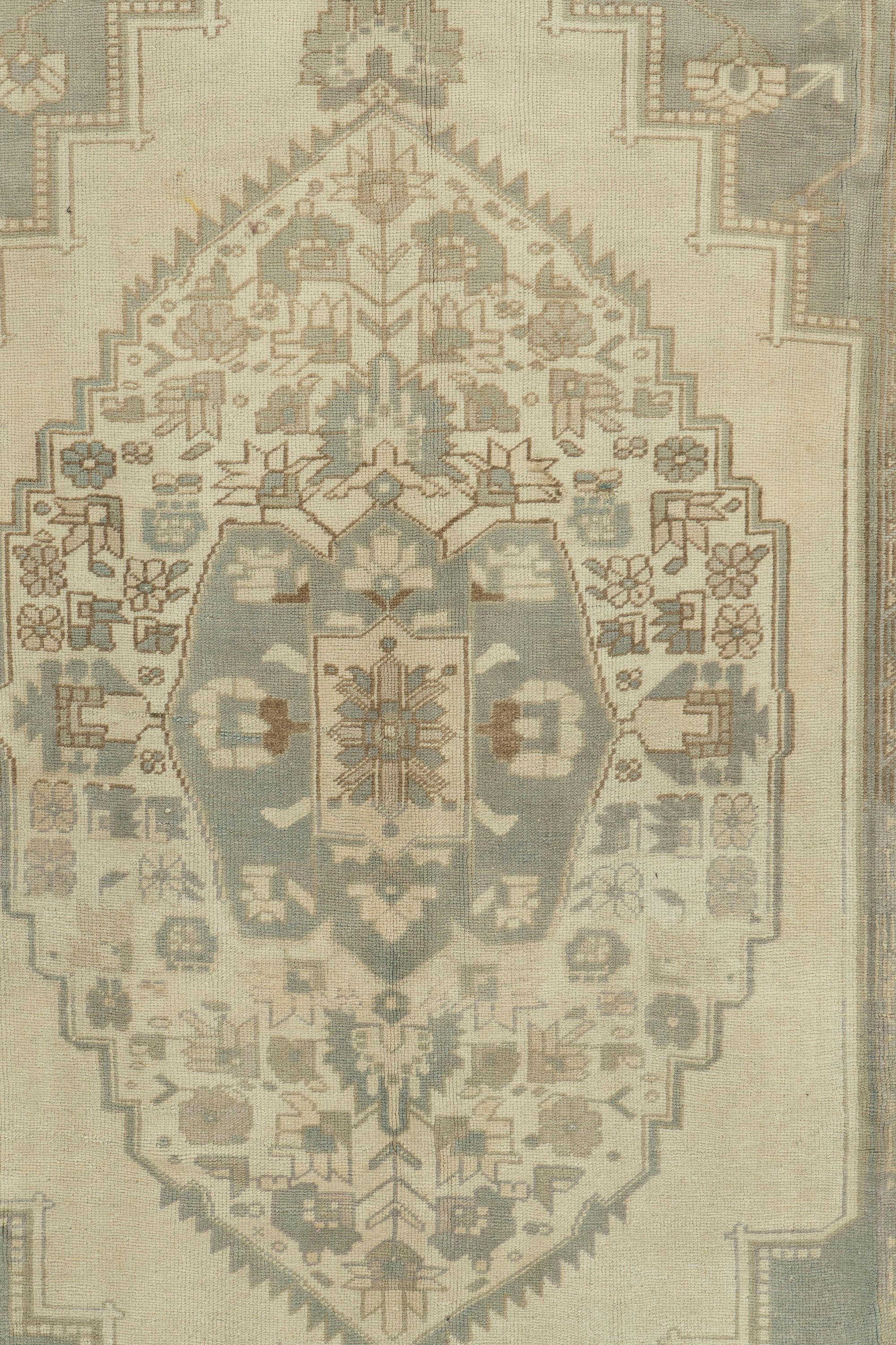Vintage Beige Türkisch Oushak Teppich 6' X 10'5 (Handgeknüpft) im Angebot