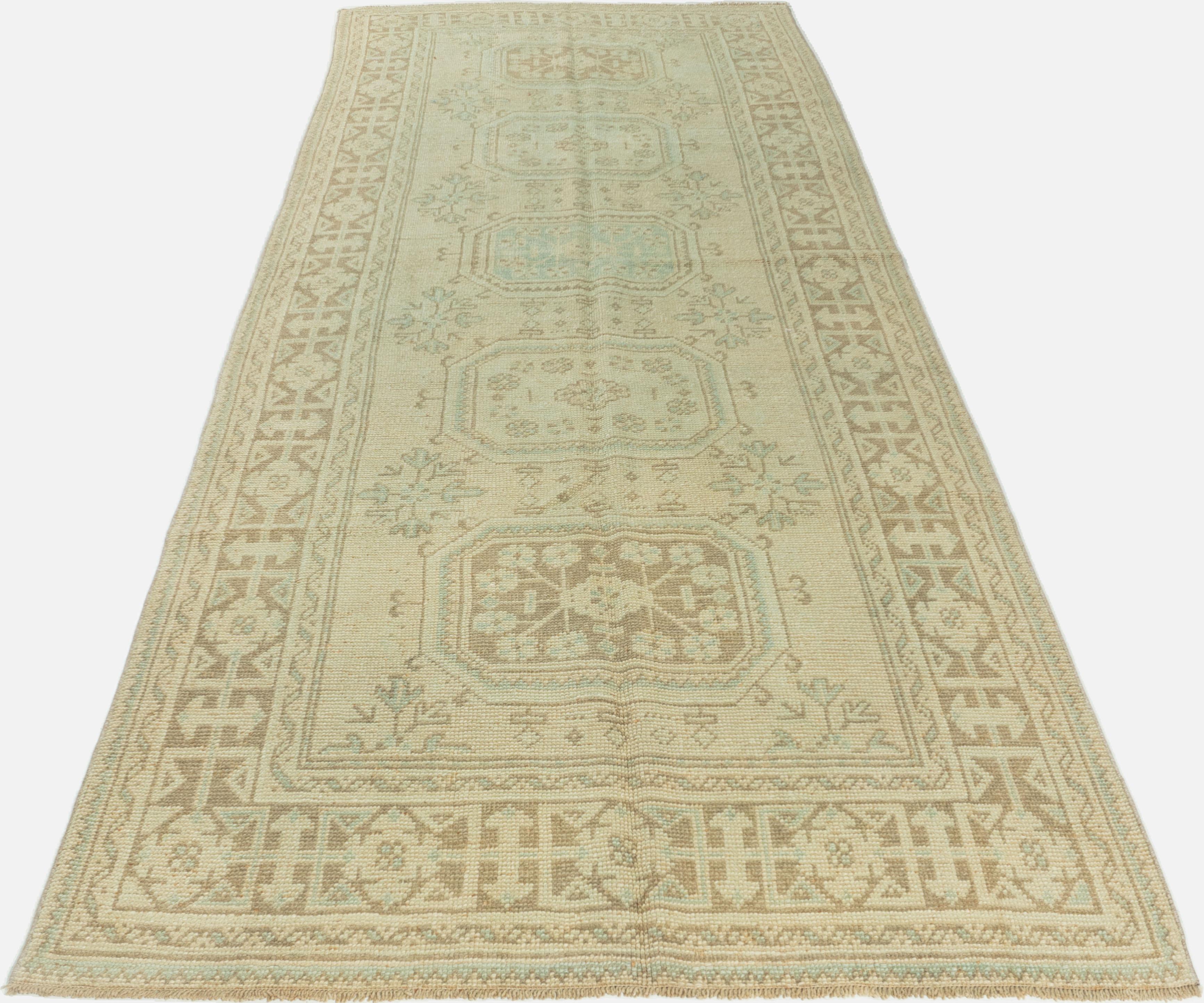 Turco Runner Oushak turco beige vintage 4'4 x 11'11 in vendita