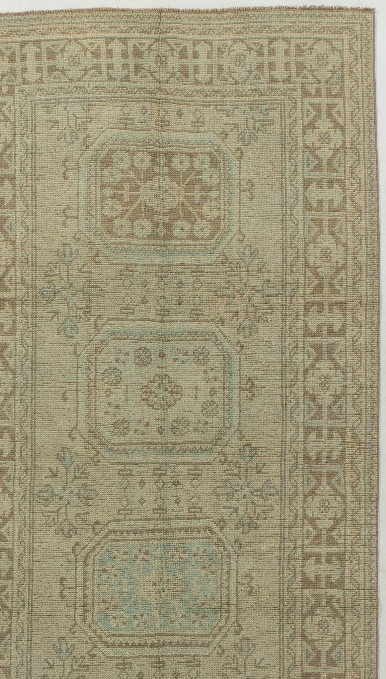 XX secolo Runner Oushak turco beige vintage 4'4 x 11'11 in vendita