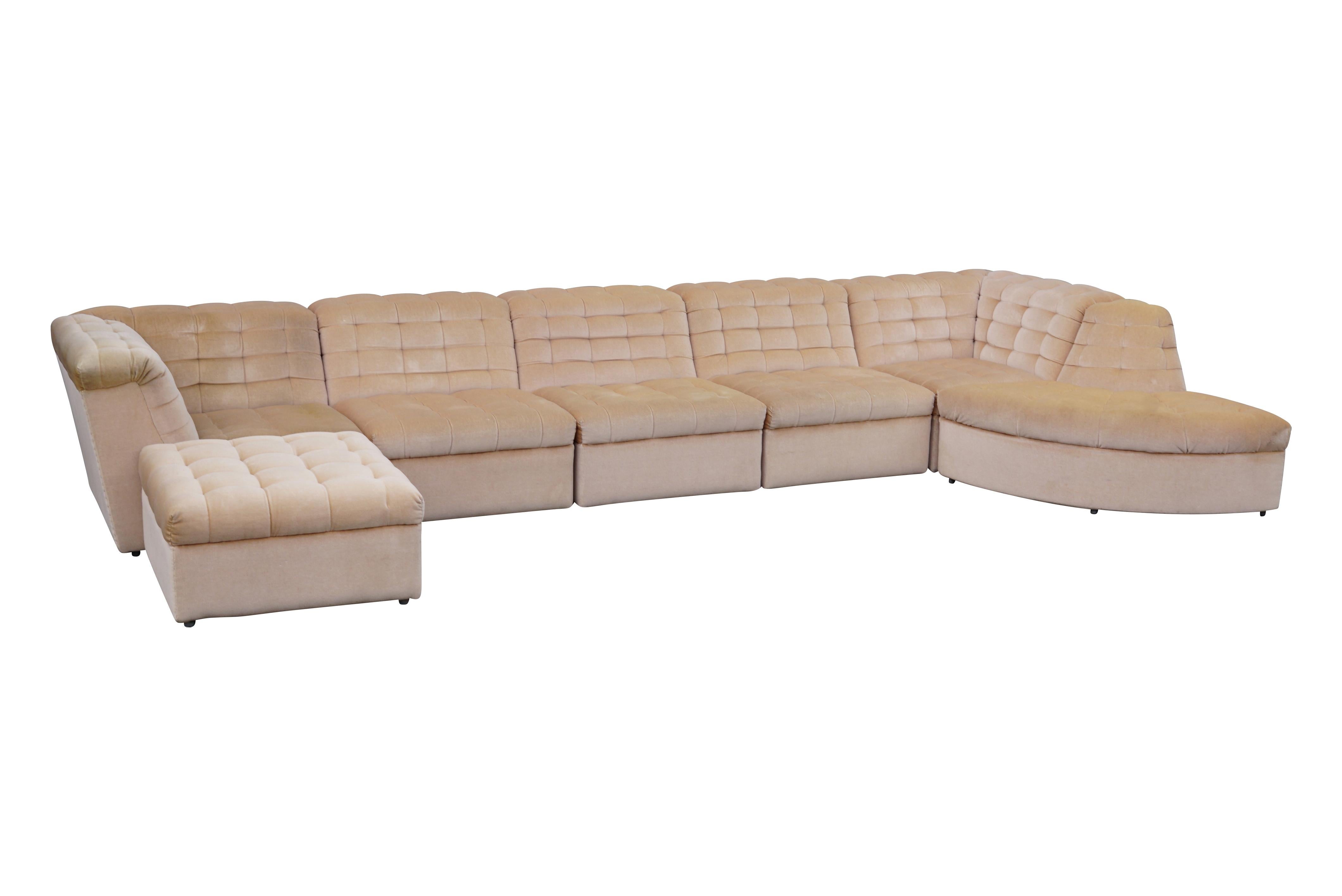 Divano componibile in velluto beige vintage di Laauser 7 elementi, Germania anni '70 in vendita 4