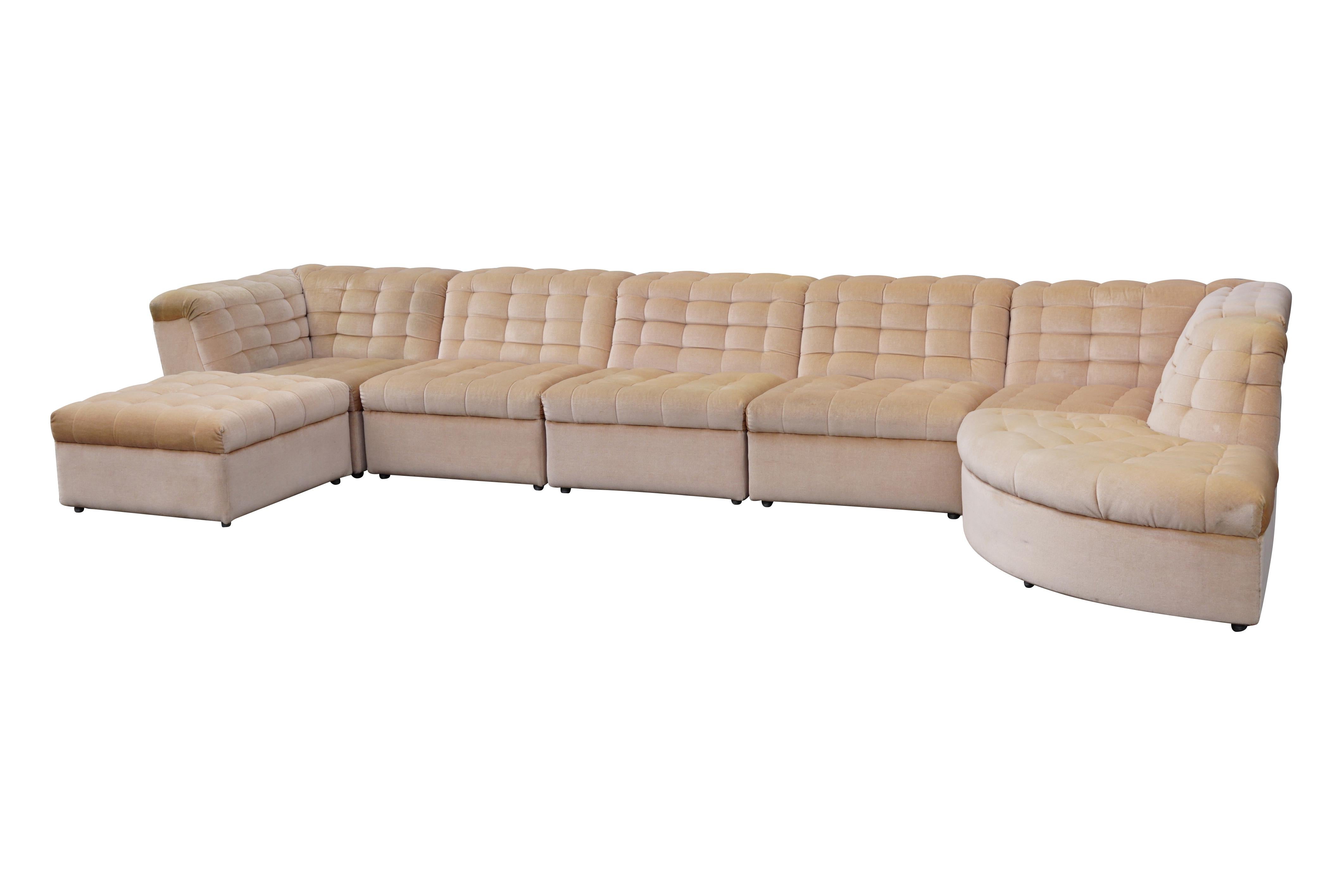 Divano componibile in velluto beige vintage di Laauser 7 elementi, Germania anni '70 in vendita 12