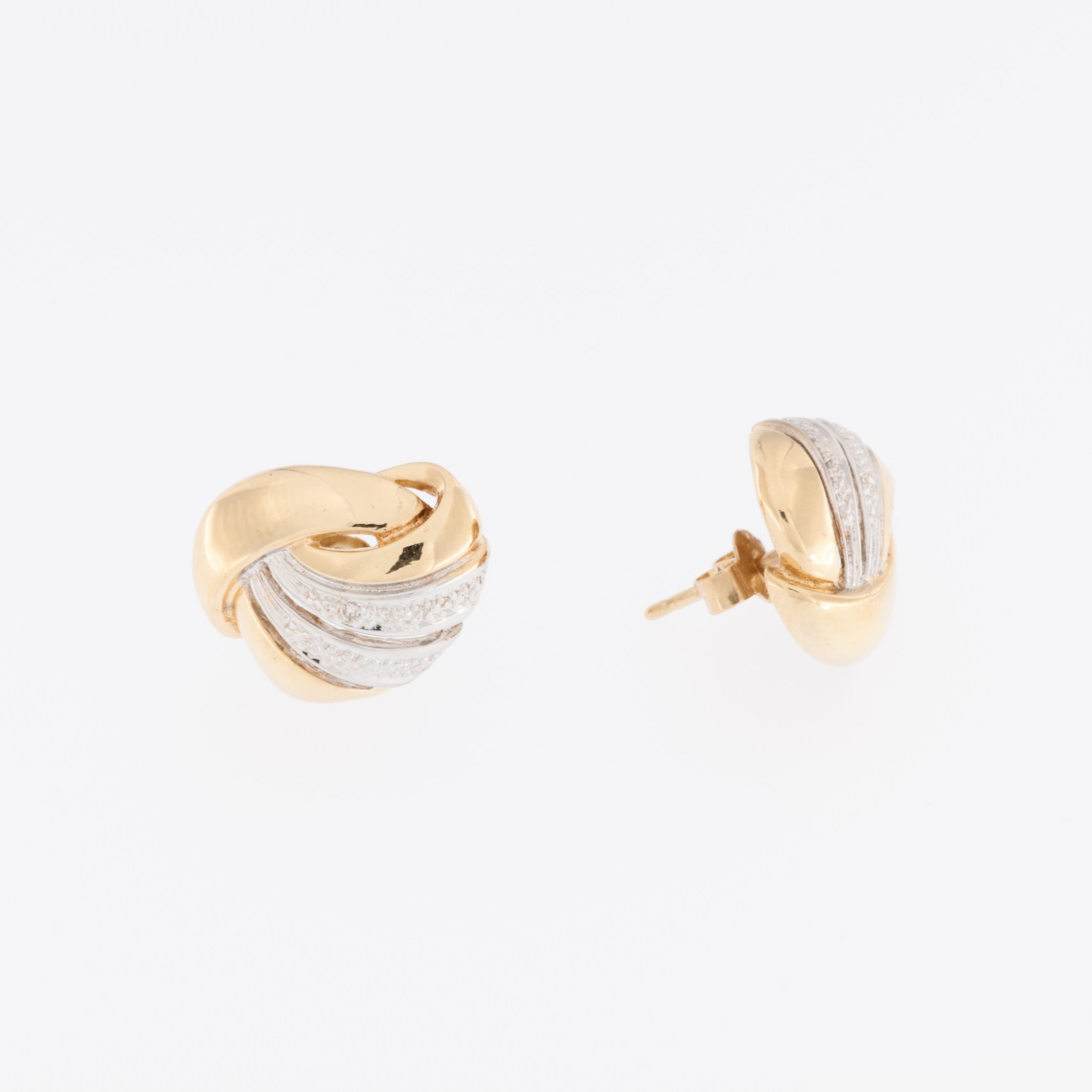 Vintage Belgian 18kt Gold Earrings with Diamonds, Yellow Gold, and White Gold:

These exquisite vintage earrings are a testament to timeless elegance and craftsmanship. Crafted in Belgium, they are a stunning example of fine jewelry from a bygone