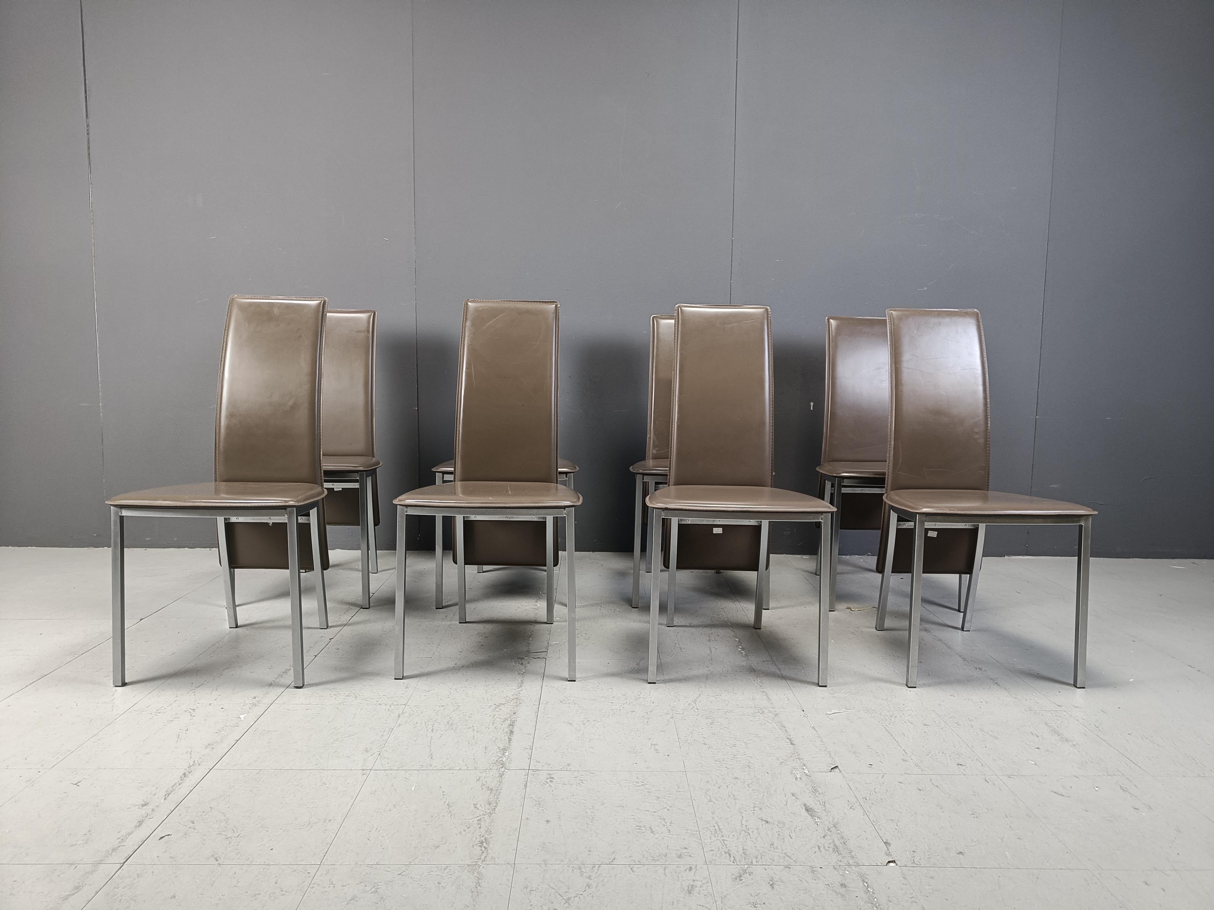 Belga Set di 8 sedie da pranzo in pelle belga vintage - anni '80 in vendita
