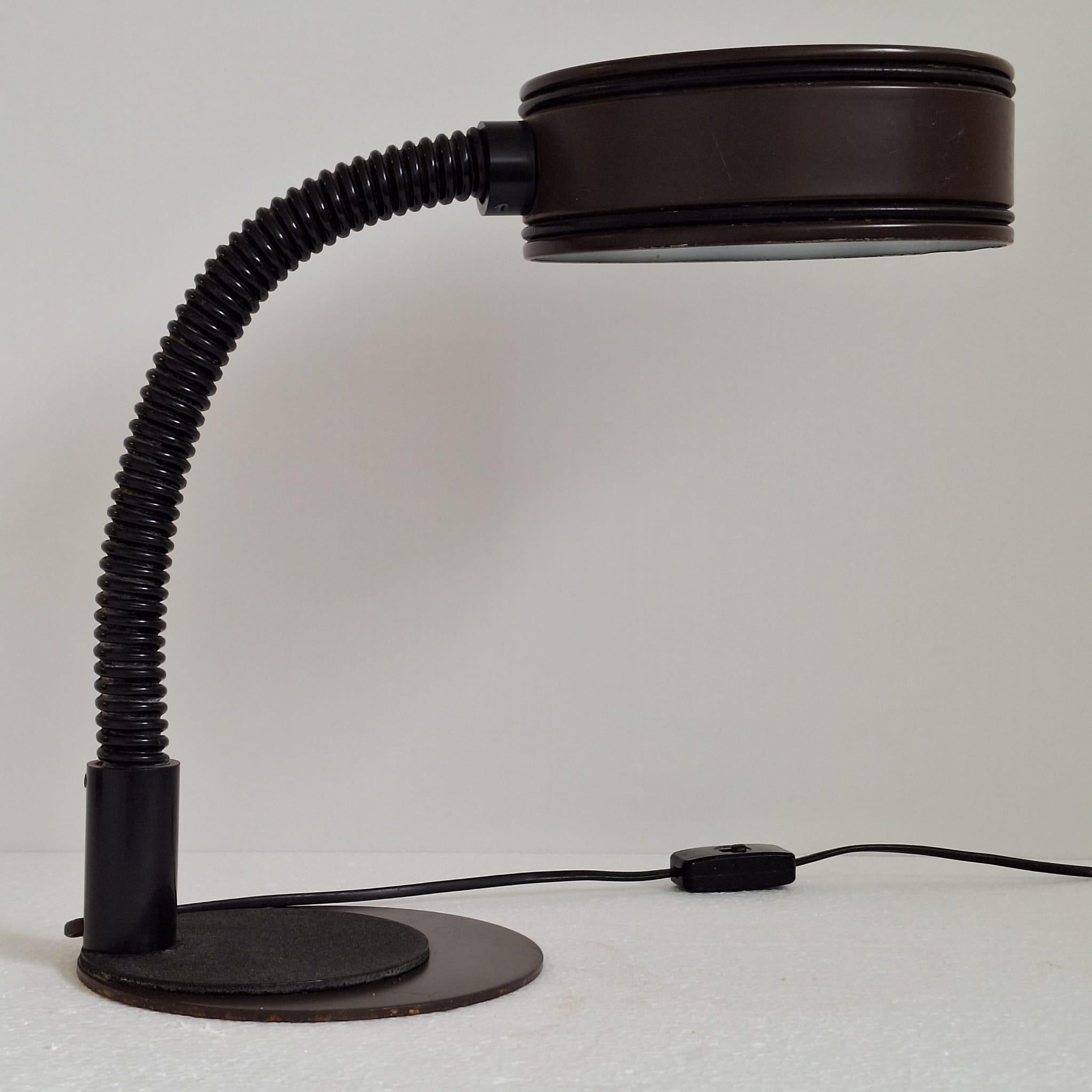 Lampada da tavolo belga a collo di cigno vintage per Massive Lighting in vendita 4