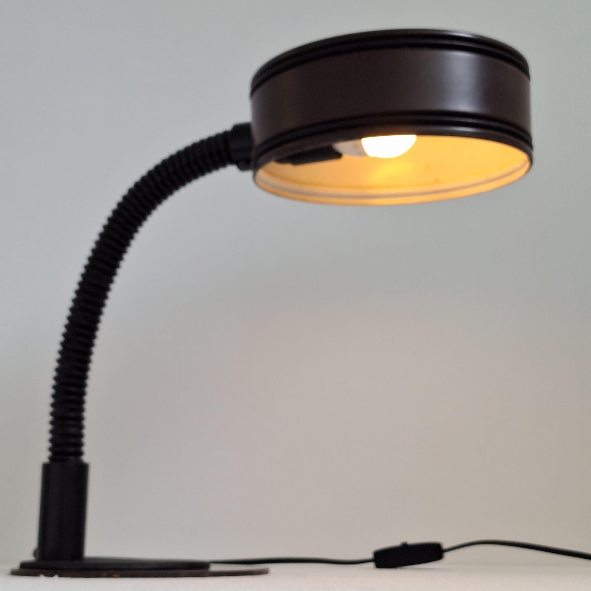 Fine XX secolo Lampada da tavolo belga a collo di cigno vintage per Massive Lighting in vendita