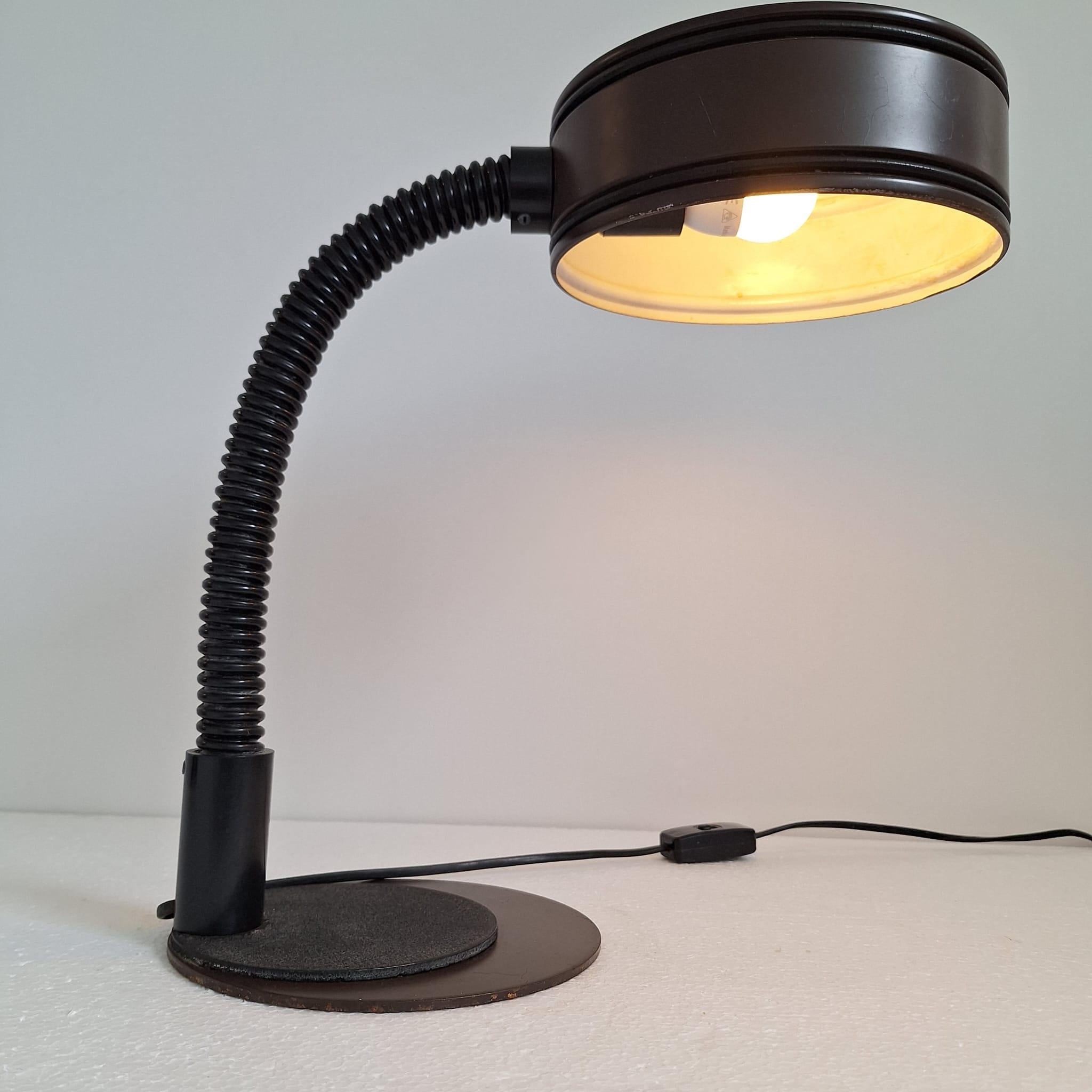 Lampada da tavolo belga a collo di cigno vintage per Massive Lighting in vendita 1