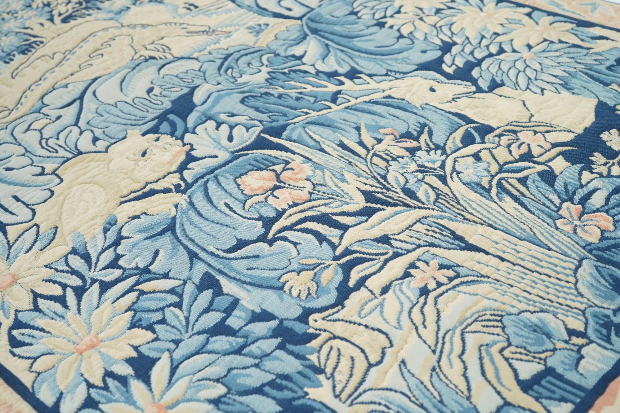 Vintage Belgium Verdure Design Tapestry Rug In Excellent Condition For Sale In New York, NY