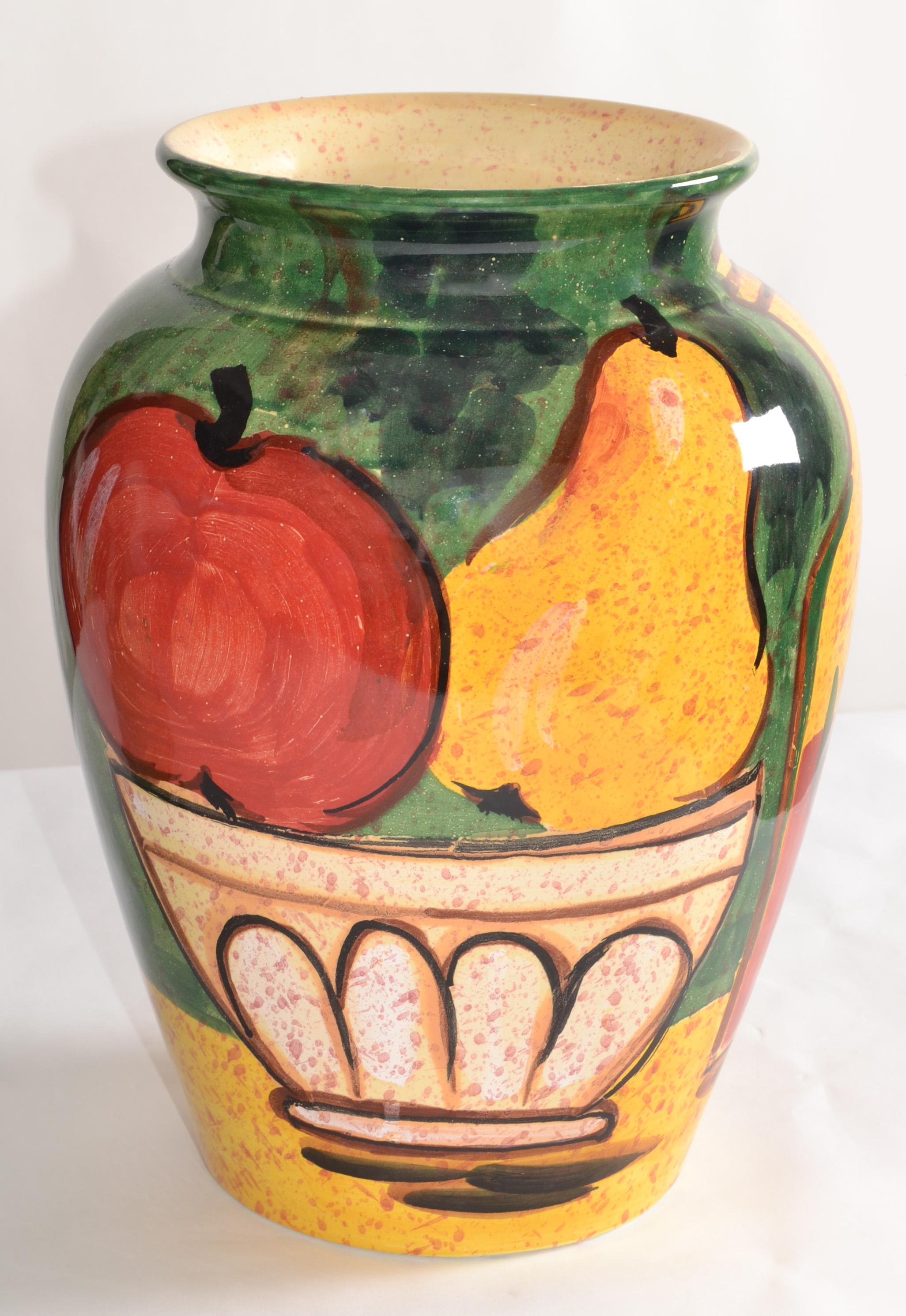 Vintage Bellini PIU Italy Still Life Fruit Hand Painted Ceramic Vase Apple Pear  In Good Condition For Sale In Miami, FL
