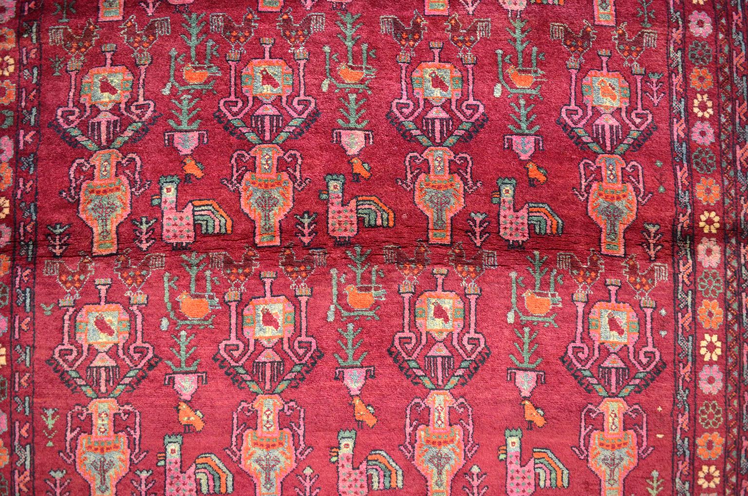 Vintage 1940s Wolle Persisch Belouchi Teppich, Pfau Design, 5' x 9' (Pflanzlich gefärbt) im Angebot