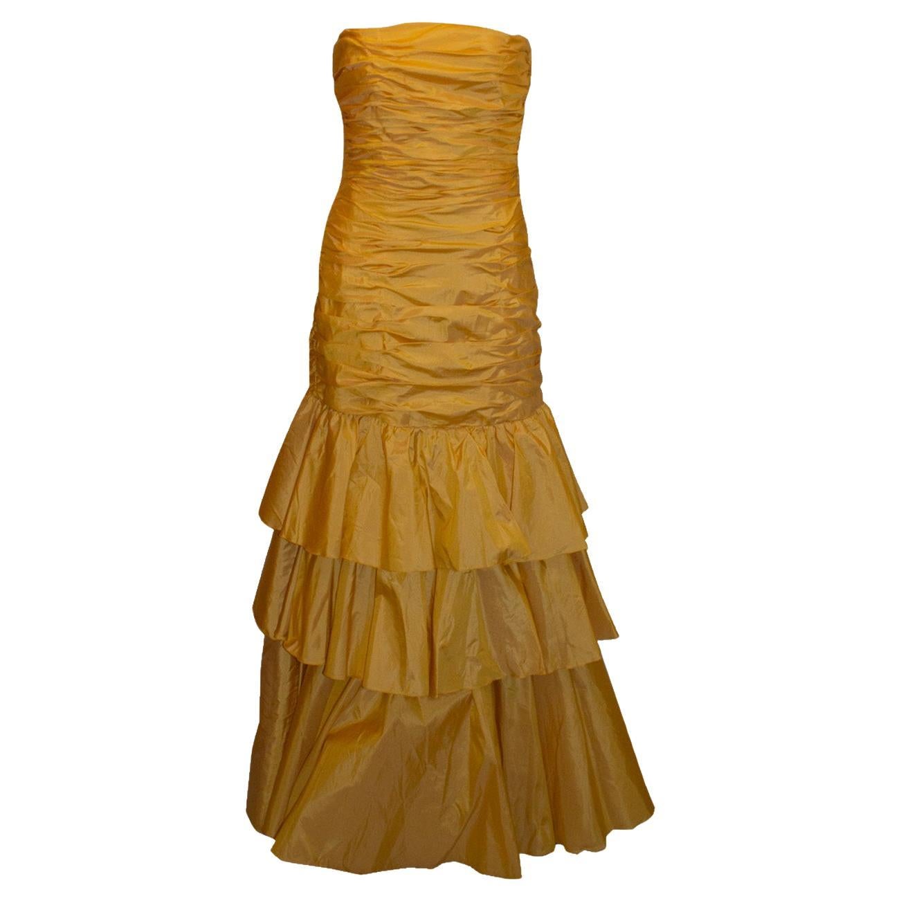 Vintage Belville Sassoon Robe en soie jaune en vente