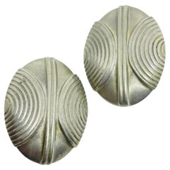 Pendientes de clip de diseñador modernista vintage BEN AMUN firmados en tono plateado