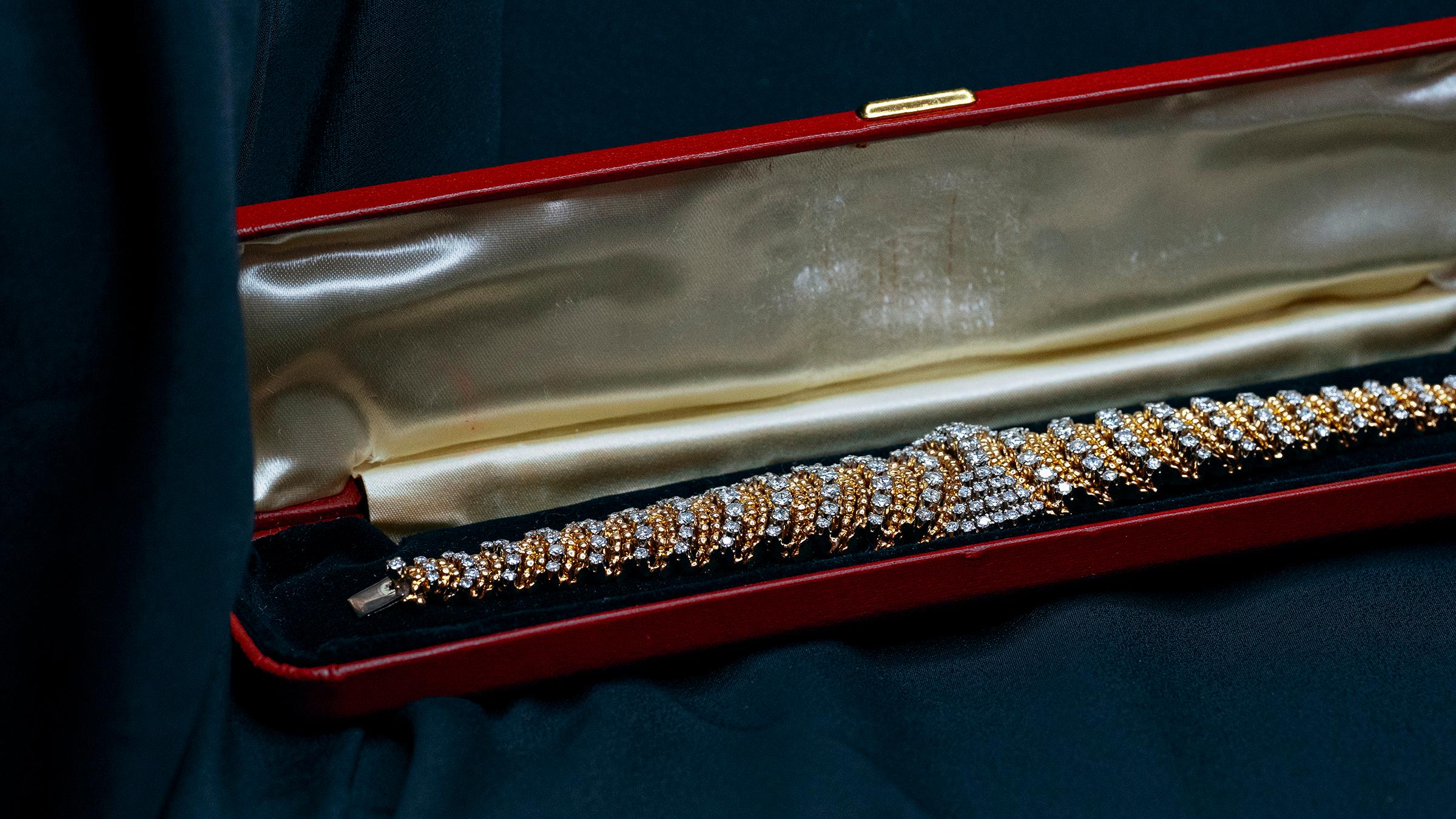 Vintage Ben Rosenfeld abgestuftes Vintage-Armband, Diamant 18 Karat Gelbgold, 1962 (Retro) im Angebot