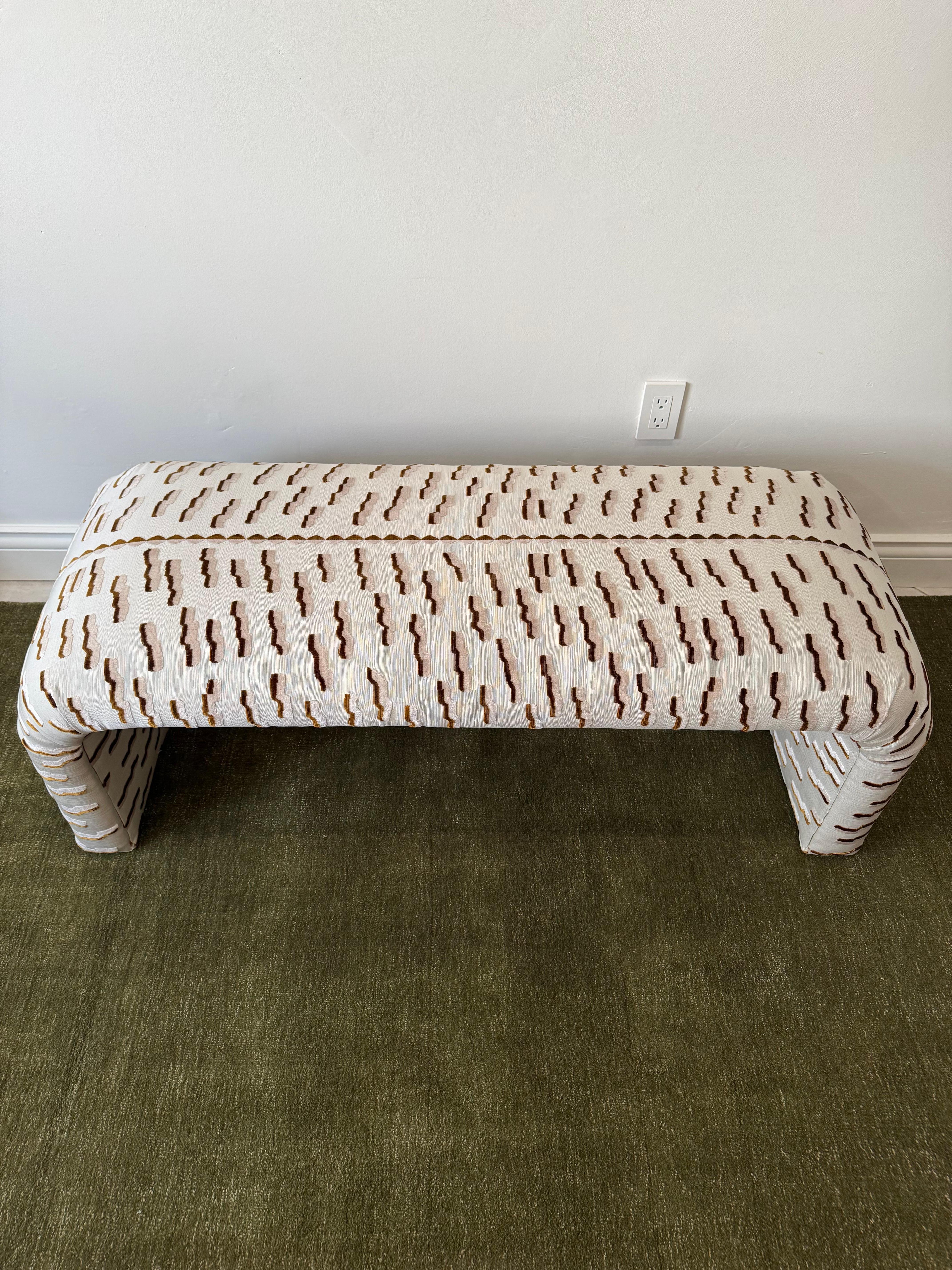 Vintage Bench in Dedar Milano “Tiger Beat” Jacquard Velvet In condizioni ottime in vendita a Miami, FL