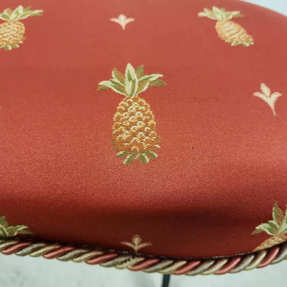 Fer Banc vintage ananas de lyre en vente
