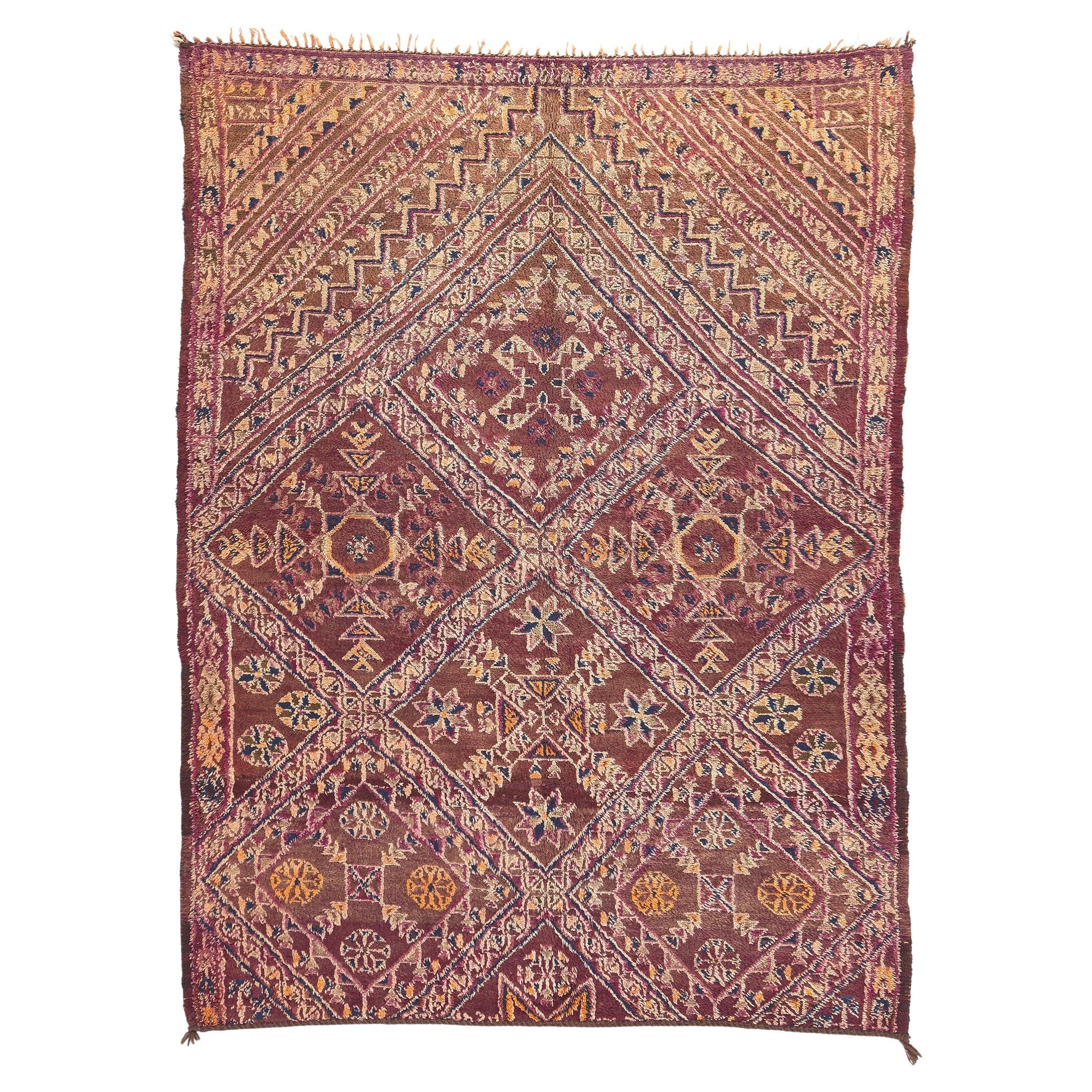 Tapis marocain Beni MGuild des années 1980, Bohemian Rhapsody rencontre Midcentury Modern