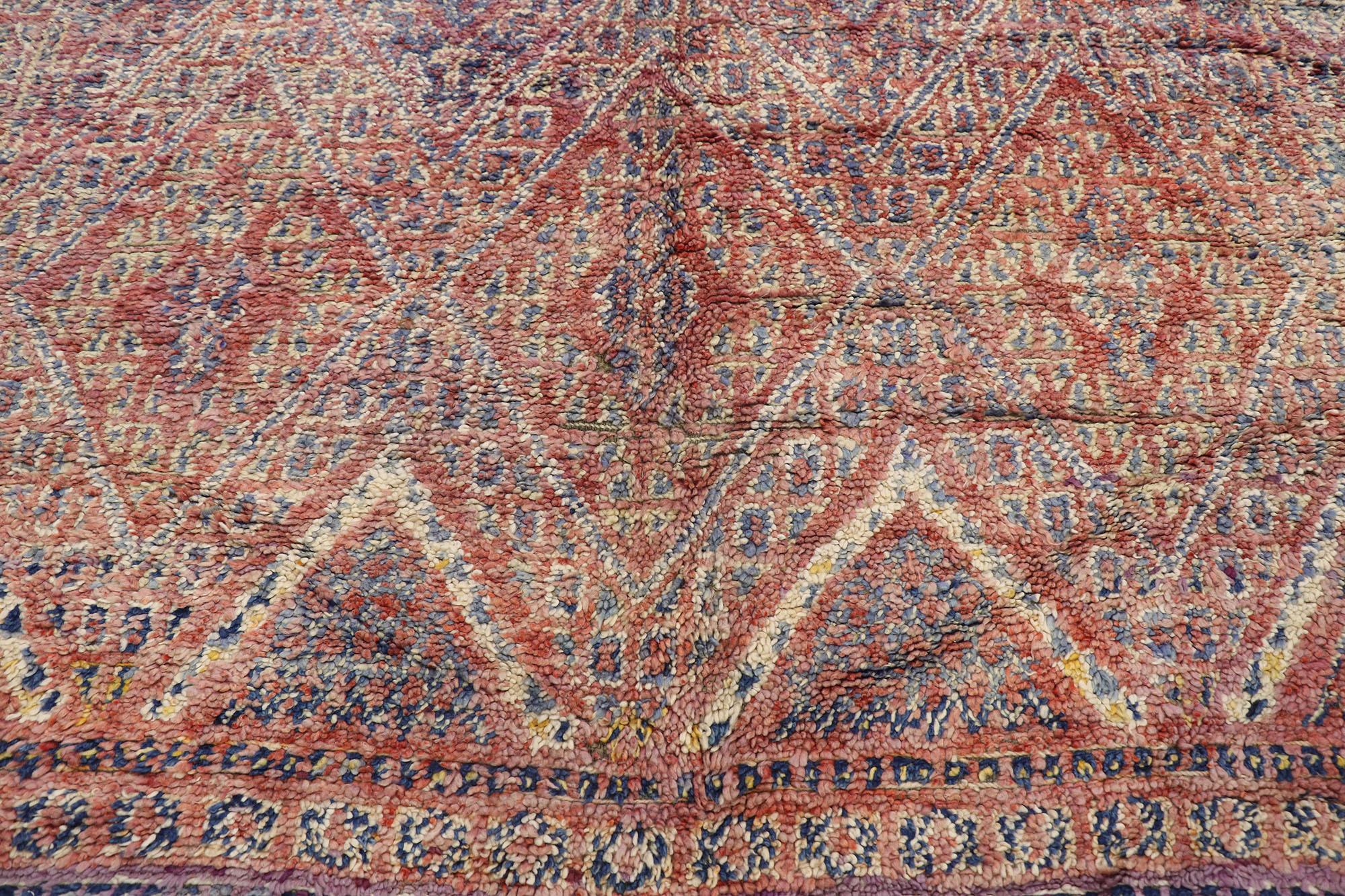 Vintage Beni MGuild Moroccan Rug, Cozy Nomad Meets Sultry Bohemian In Good Condition For Sale In Dallas, TX