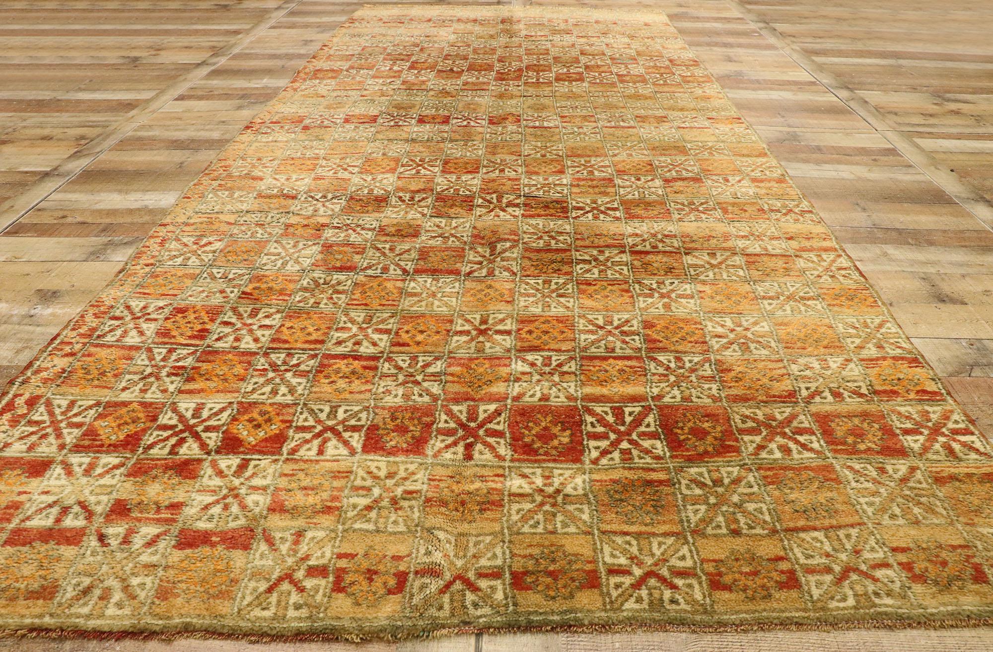 Vintage Beni MGuild Marokkanischer Teppich im Angebot 2