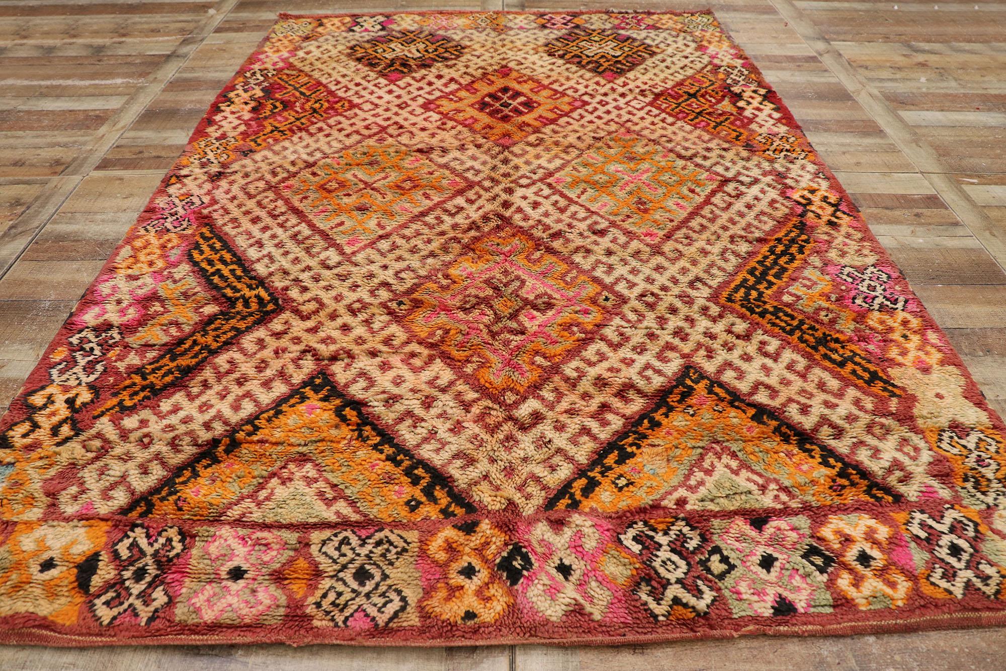 Marokkanischer Beni MGuild-Teppich im Vintage-Stil, Midcentury Modern Meets Bohemian (Wolle) im Angebot