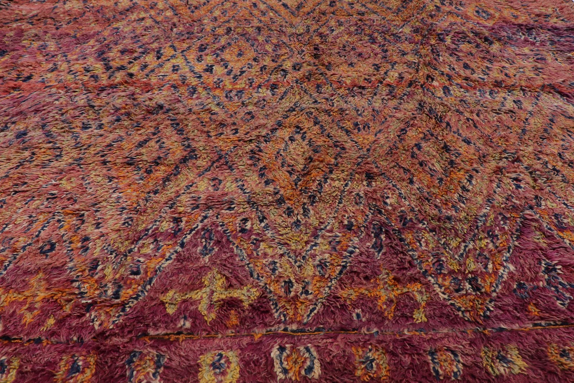 Vintage Beni MGuild Moroccan Rug, Sultry Boho Meets Modern Luxe In Good Condition For Sale In Dallas, TX