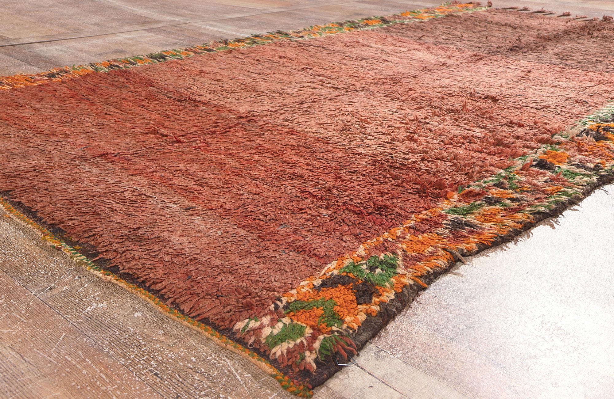 Marokkanischer Beni MGuild Vintage-Teppich, Biophiles Design auf Stammeskunst-Enchantment trifft (Wolle) im Angebot