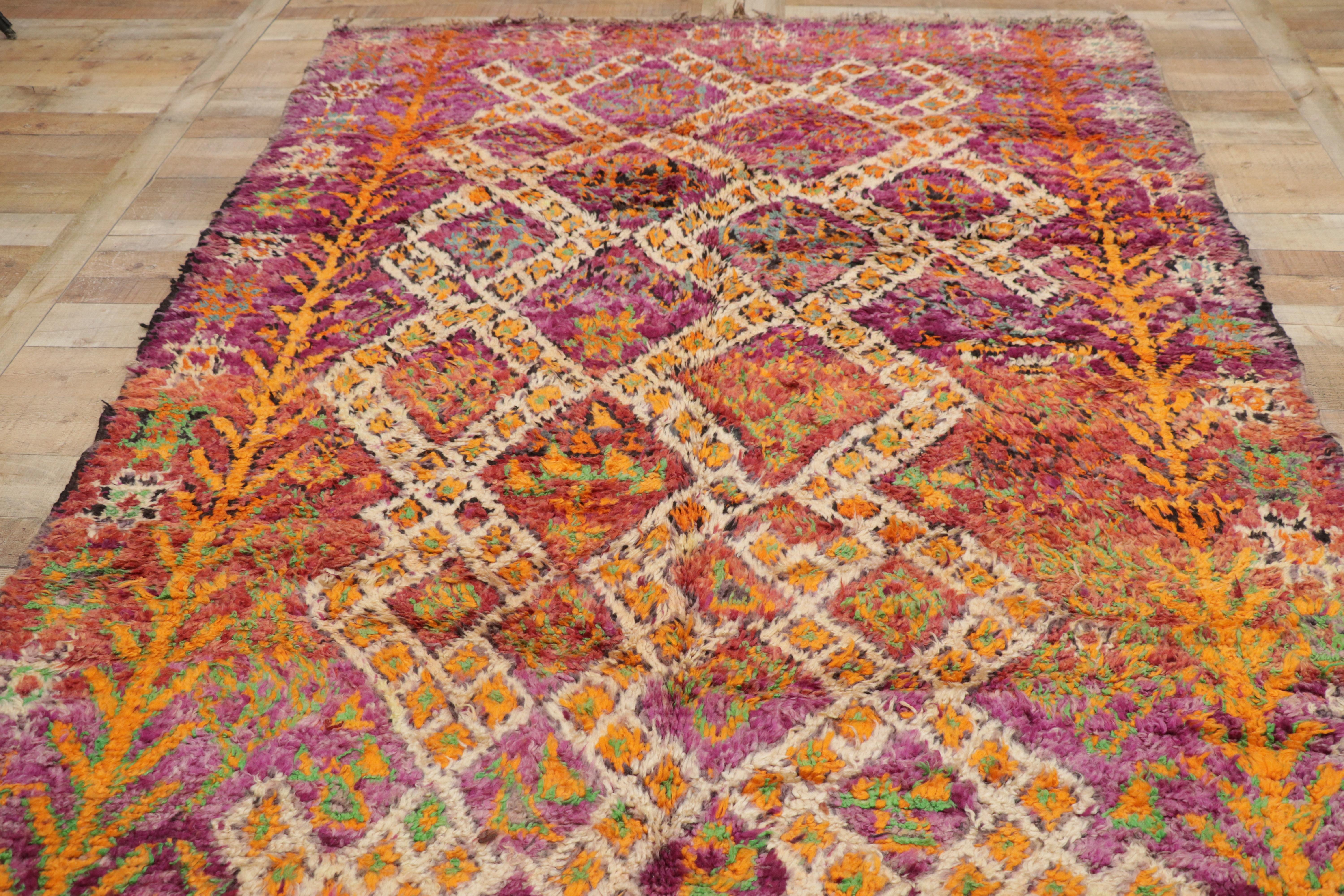 Vintage Purple Beni M'Guild Marokkanischer Teppich von Berber Tribes of Morocco im Angebot 3