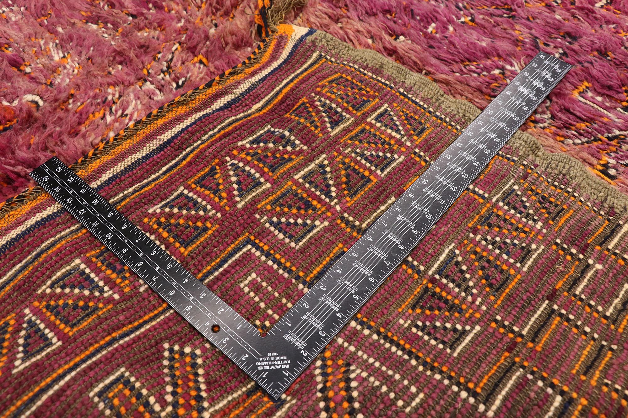 Vintage Beni M'Guild Marokkanischer Teppich mit modernem Bohemian Tribal Stil im Zustand „Gut“ im Angebot in Dallas, TX