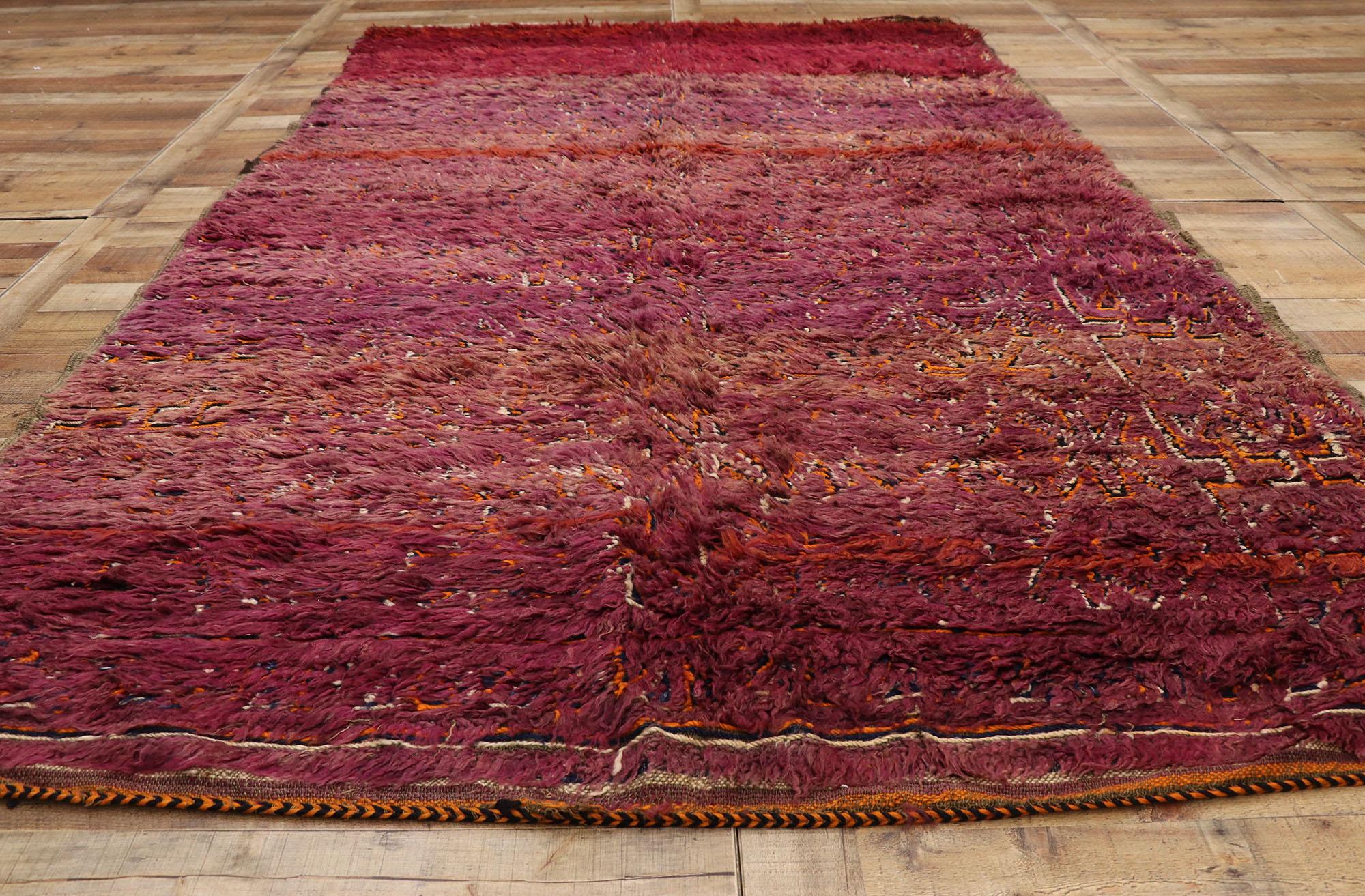 Vintage Beni M'Guild Marokkanischer Teppich mit modernem Bohemian Tribal Stil (Wolle) im Angebot