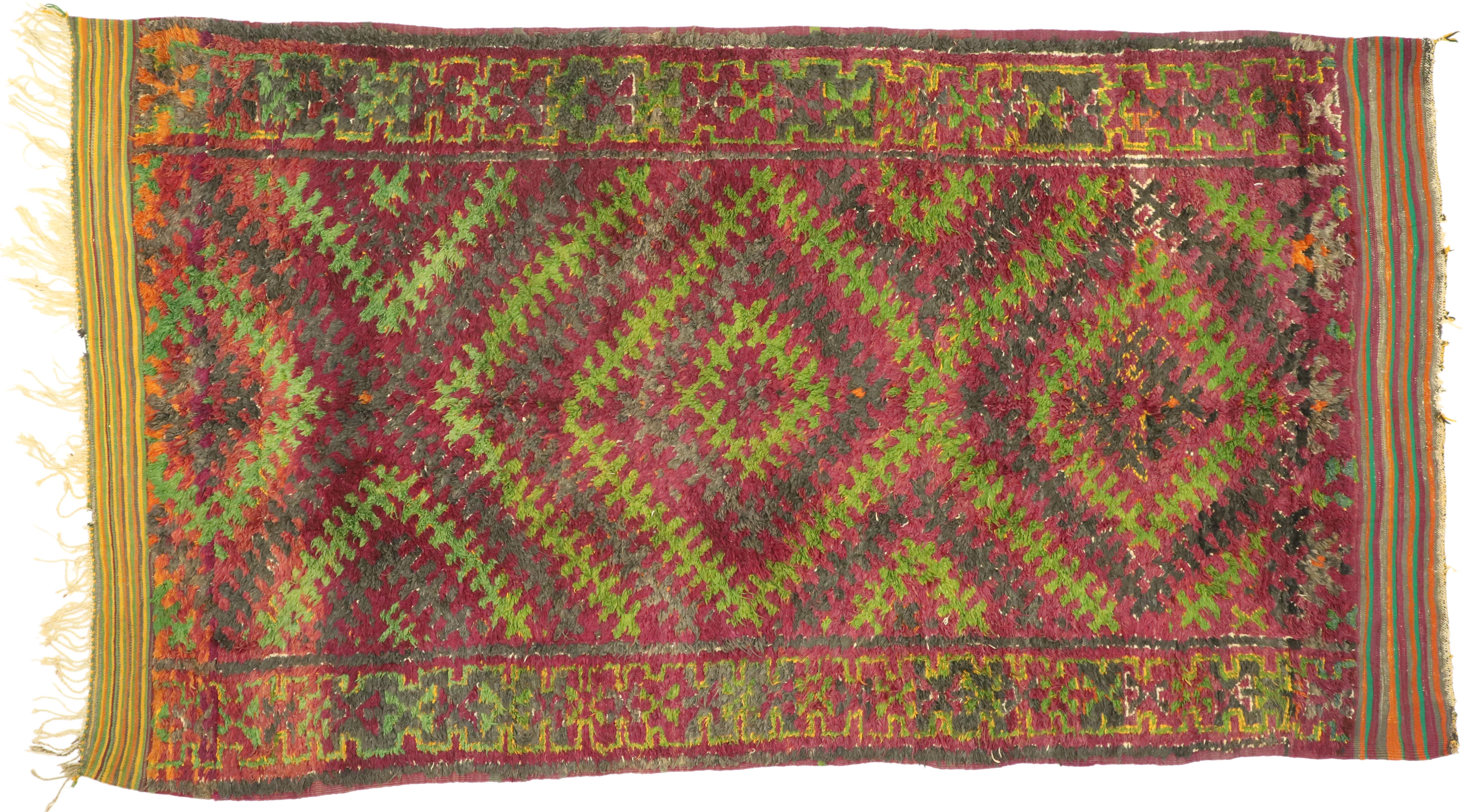 Marokkanischer Beni M'Guild Vintage-Teppich mit Retro-Postmodern-Stil im Angebot 2