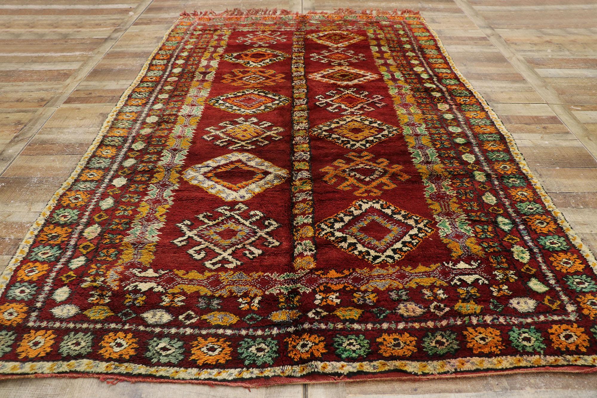 Vintage Beni M'guild Moroccan Rug with Tribal Style For Sale 1