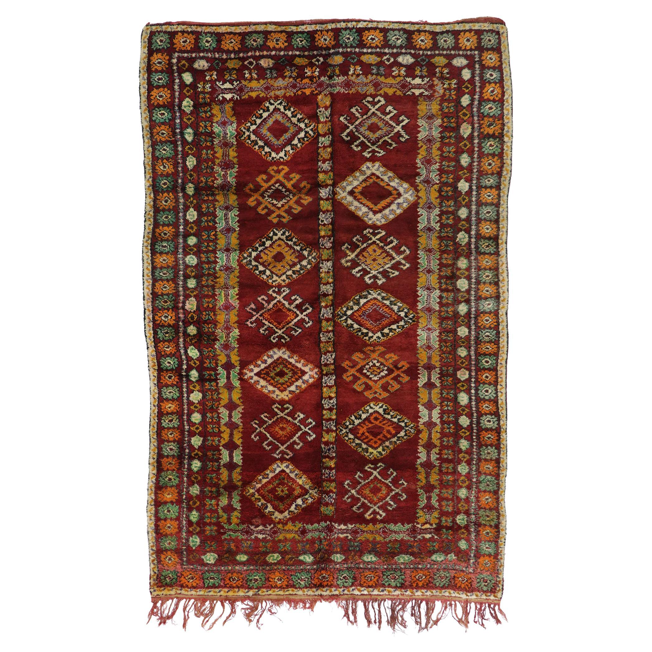 Vintage Beni M'guild Moroccan Rug with Tribal Style For Sale