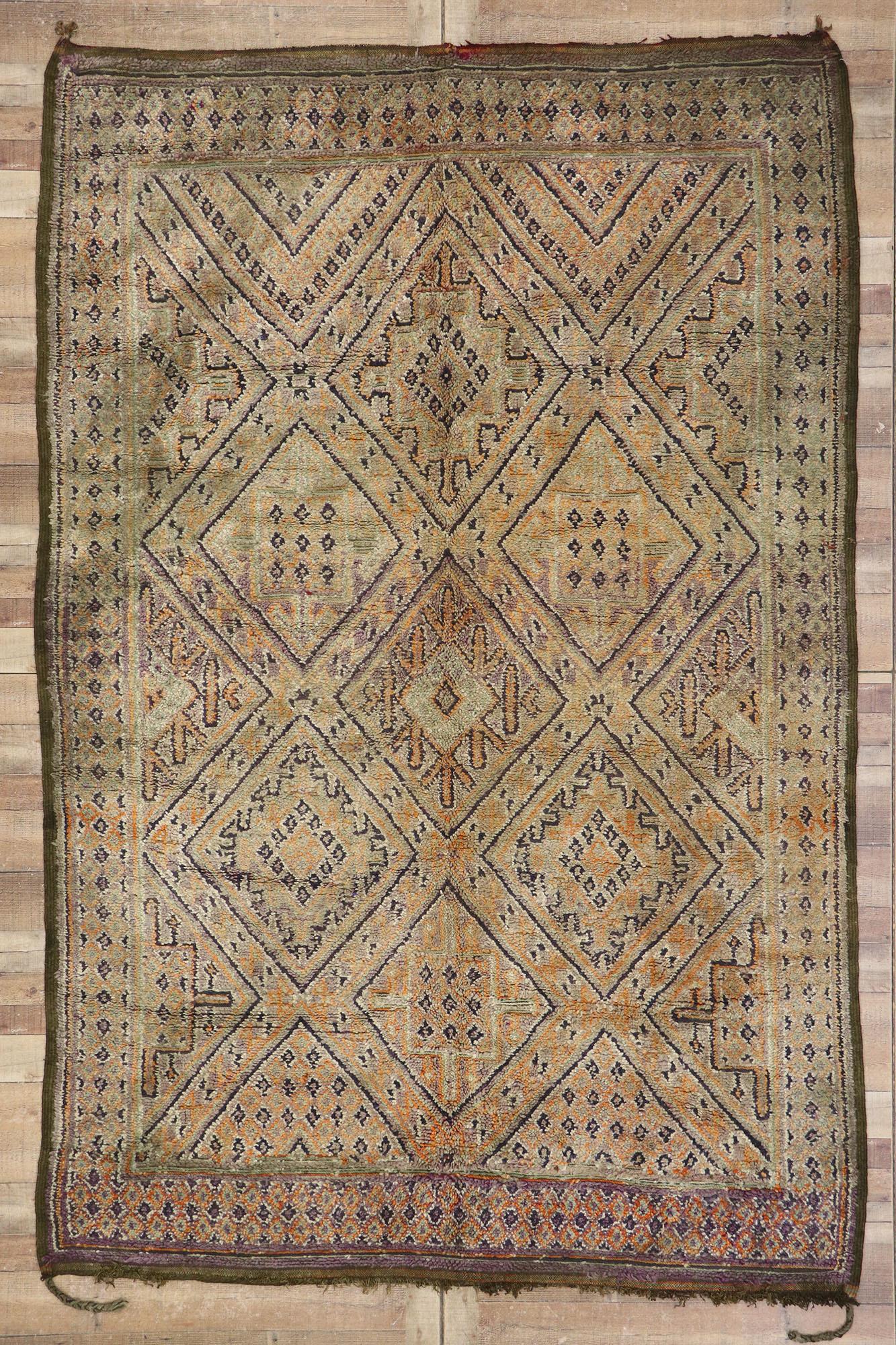 Vintage Beni M'Guild Zayane Moroccan Rug with Bohemian Style For Sale 1