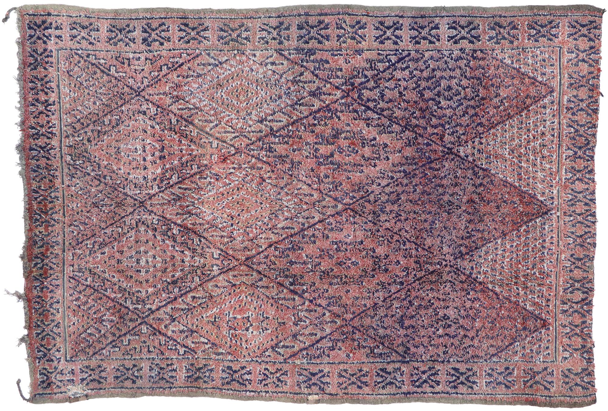 Vintage Beni M'Guild Zayane Moroccan Rug with Bohemian Style For Sale 3