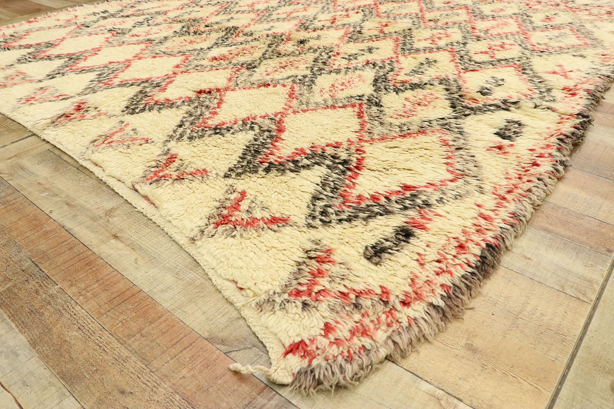 Wool Vintage Beni Ouarain Moroccan Rug with Mid-Century Modern Style For Sale