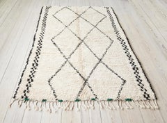 Vintage Beni Ouarain Rug in White with Black Stripes, Morocco, 20th Century