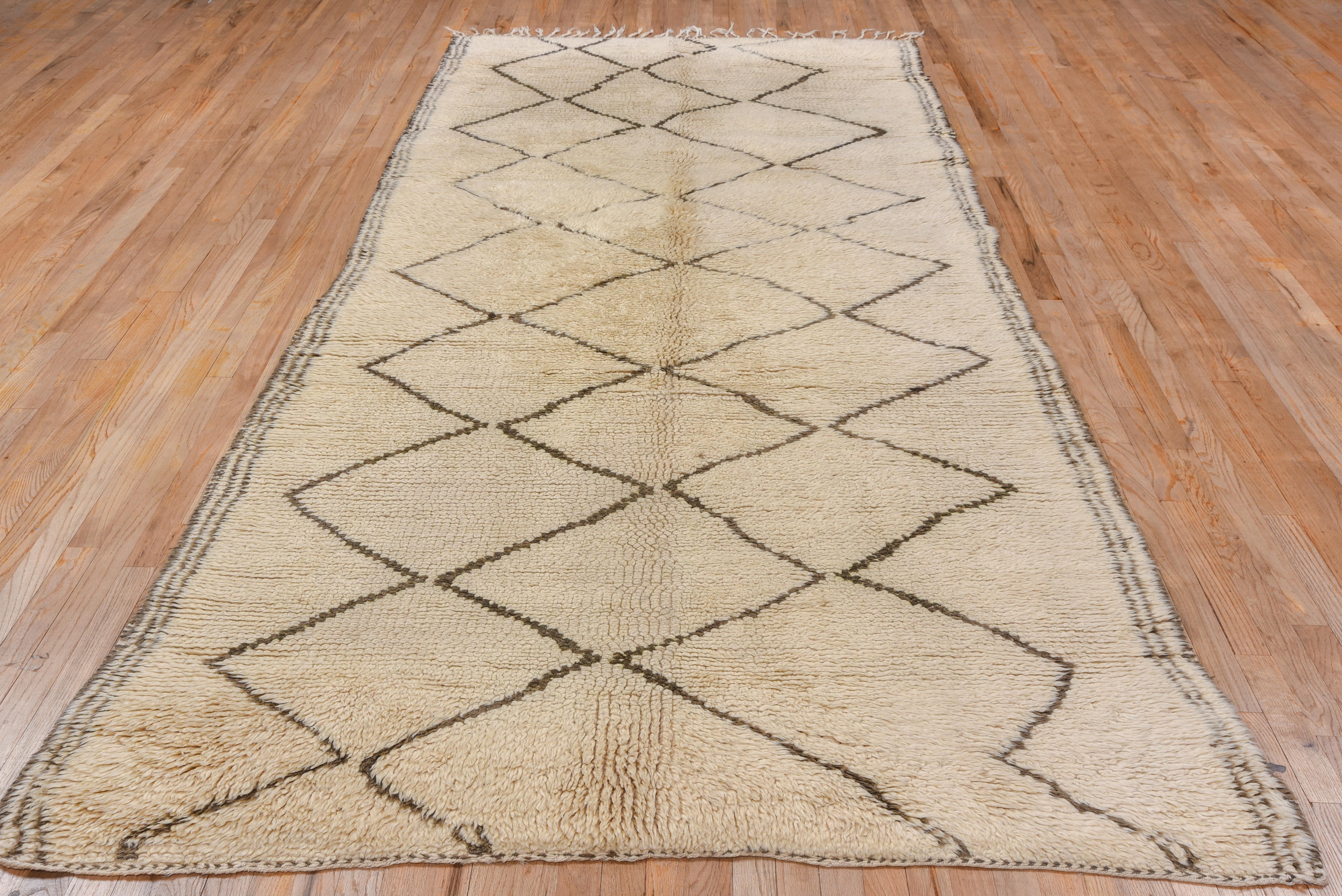 Tribal Vintage Beni Ourain Moroccan Carpet