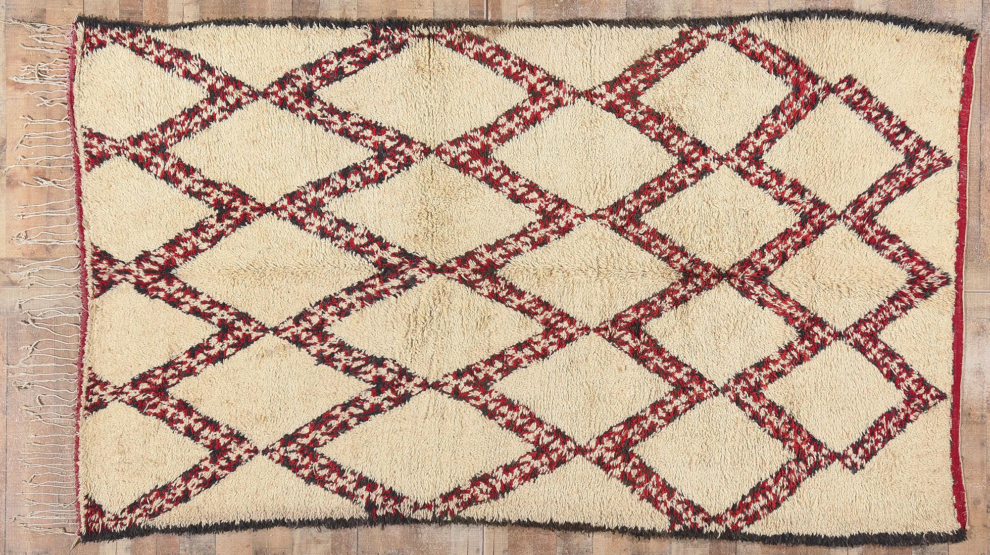 Vintage Moroccan Beni Ourain Rug, Midcentury Modern Meets Cozy Hygge For Sale 2