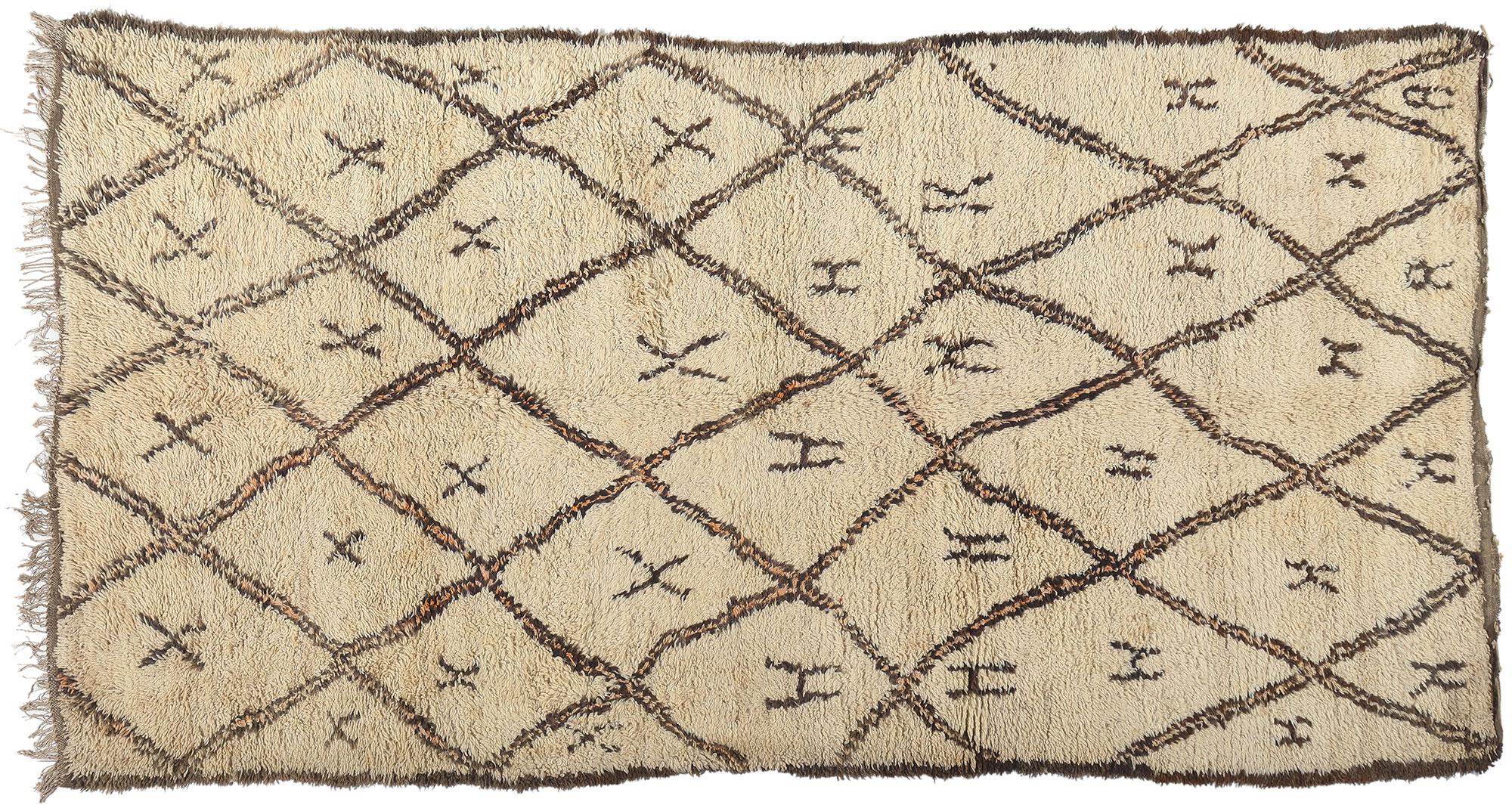 Vintage Beni Ourain Moroccan Rug, Nomadic Charm Meets Midcentury Modern Style For Sale 2