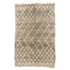 The Nomad’s Script: Vintage Beni Ourain Moroccan Masterpiece of Tribal Elegance