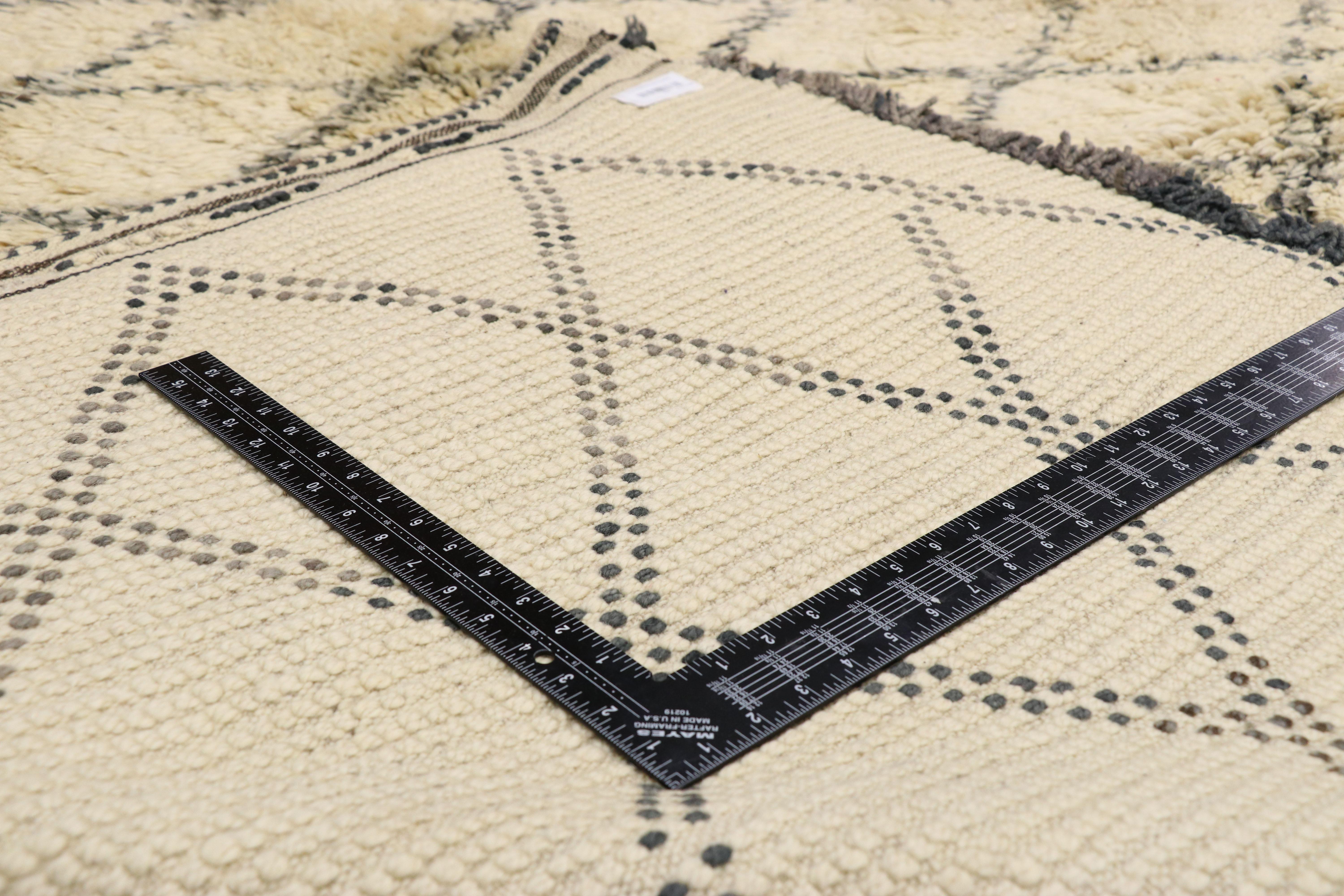Marokkanischer Beni Ourain-Teppich im Vintage-Stil mit Mid-Century Modern-Stil im Zustand „Gut“ im Angebot in Dallas, TX