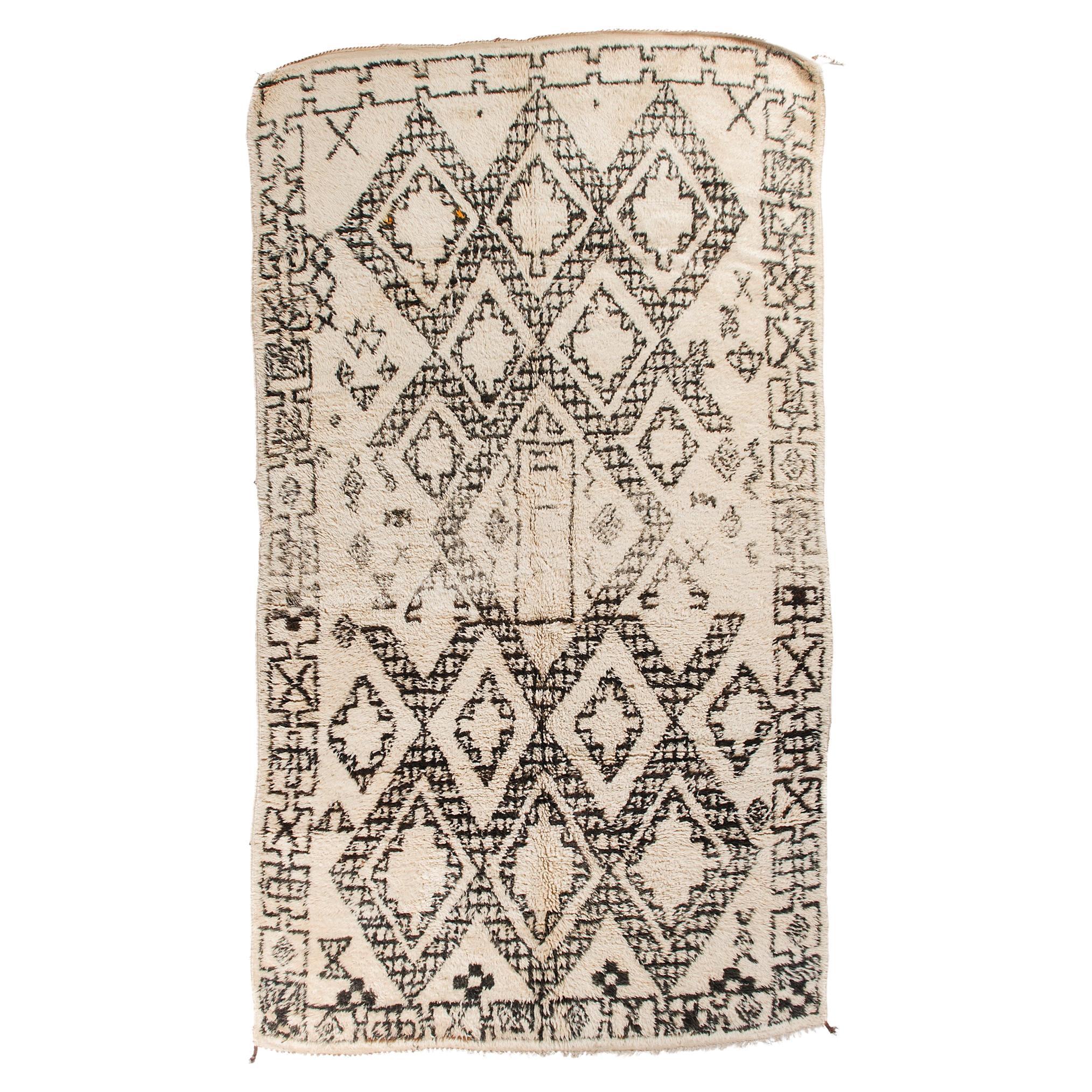 Vintage Moroccan Beni Ourain rug 1980's, Black Diamond Pattern rug, In Stock For Sale