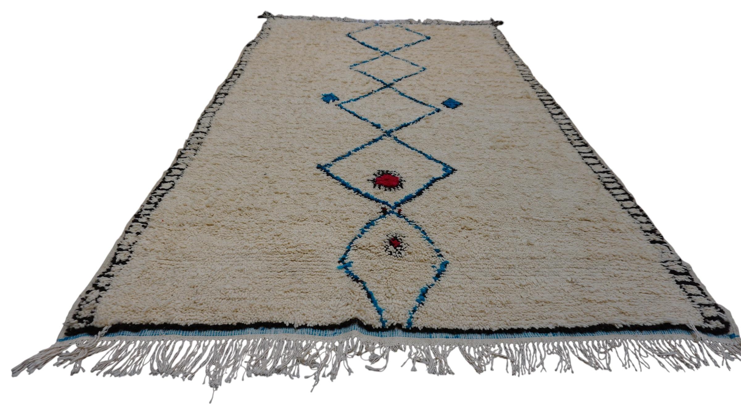 Beni Ourain Vintage Beni Ourain Teppich Blauer Wollteppich mit Motiv 5'7''x9'3'' im Angebot 3