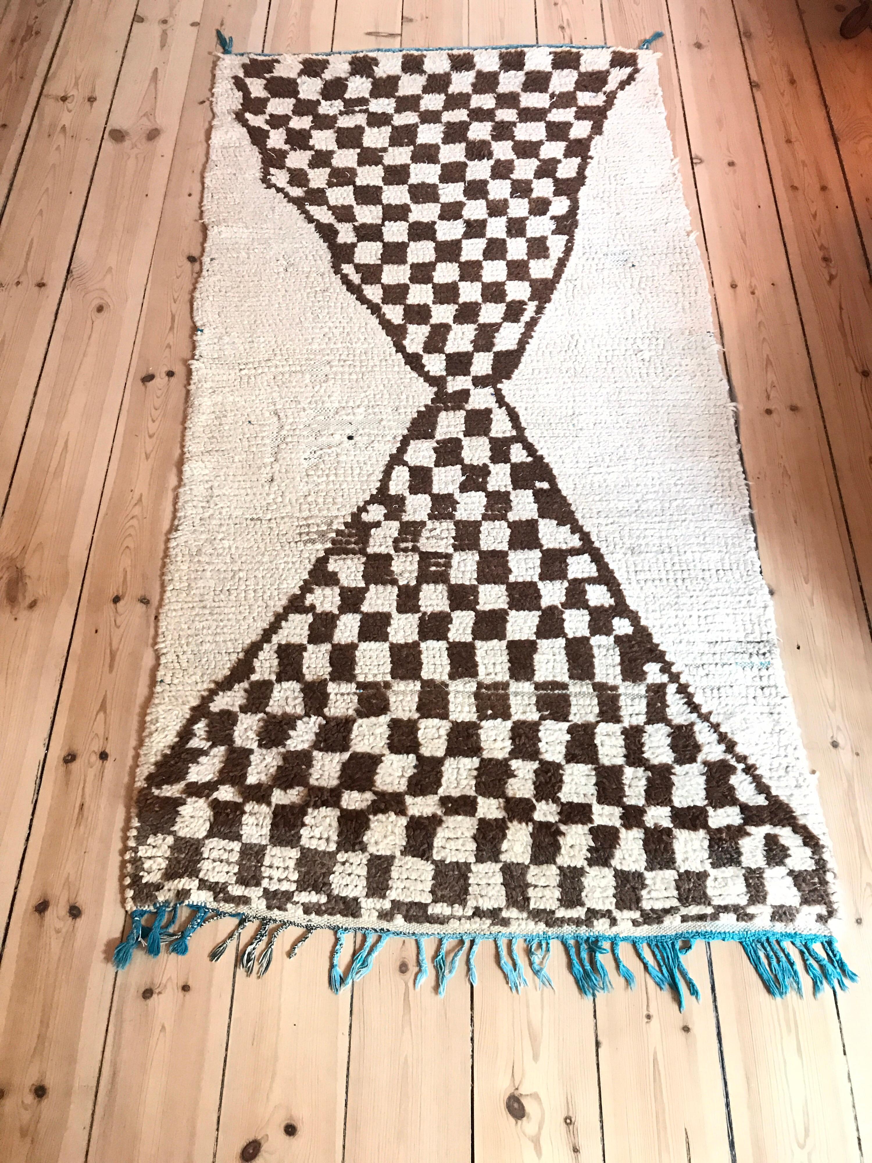 Vintage Beni Ourain rug, brown checkered pattern.