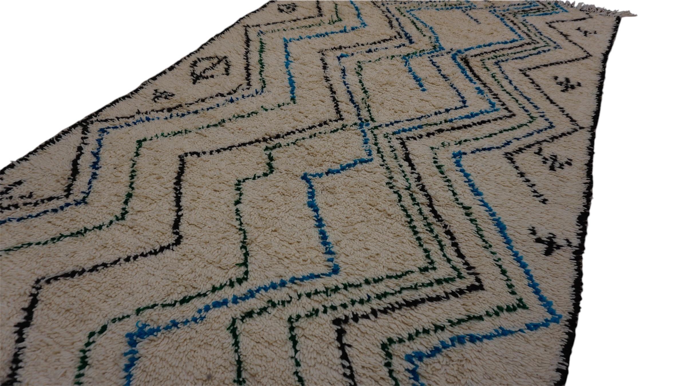 Vintage Beni Ourain Rug Tappeto di lana annodato a mano 5'2''x10' in vendita 2