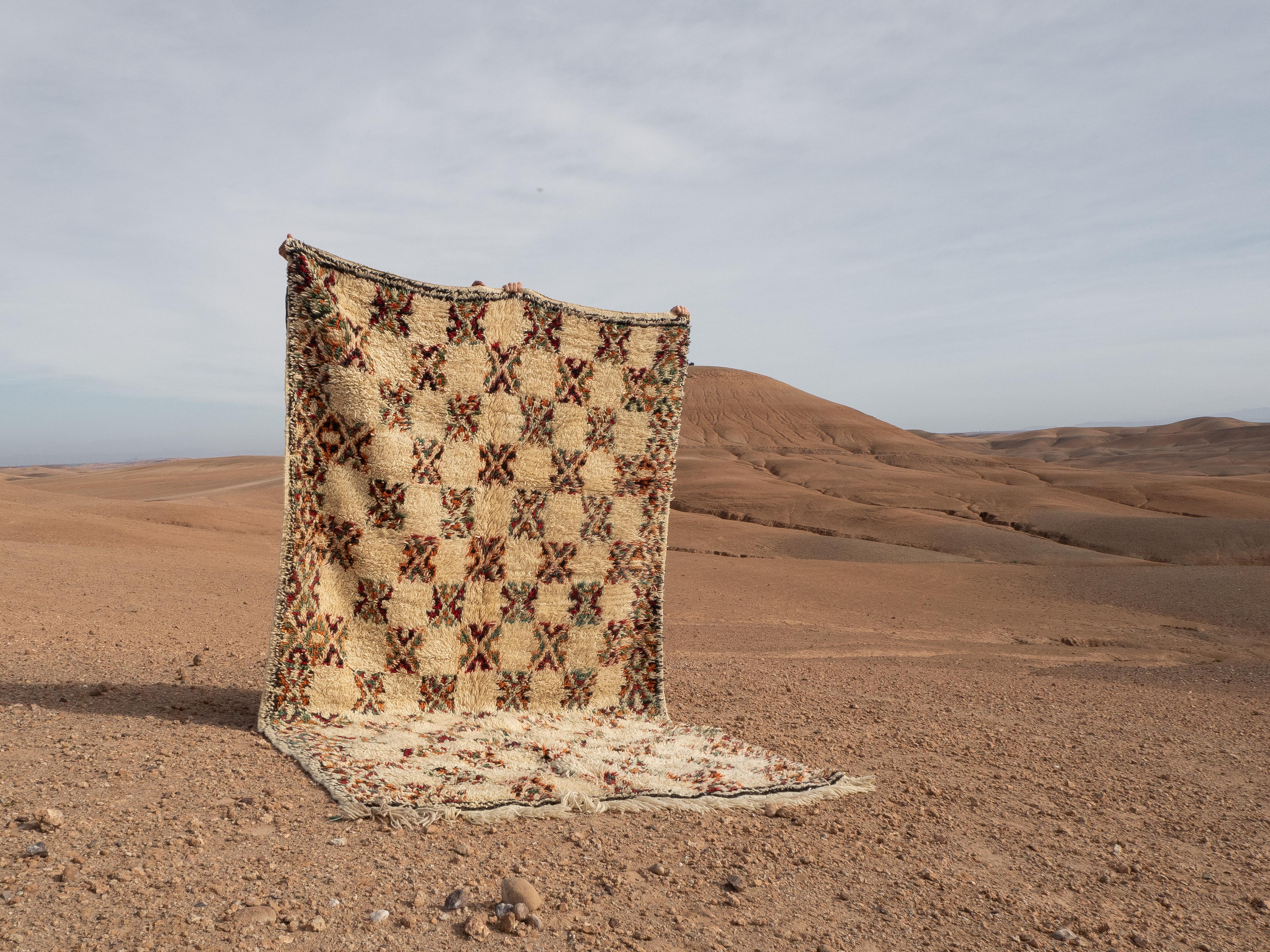 Vintage marokkanischen Beni Ourain Teppich 1980's, Berber Schachmuster Teppich, Auf Lager (Marokkanisch) im Angebot