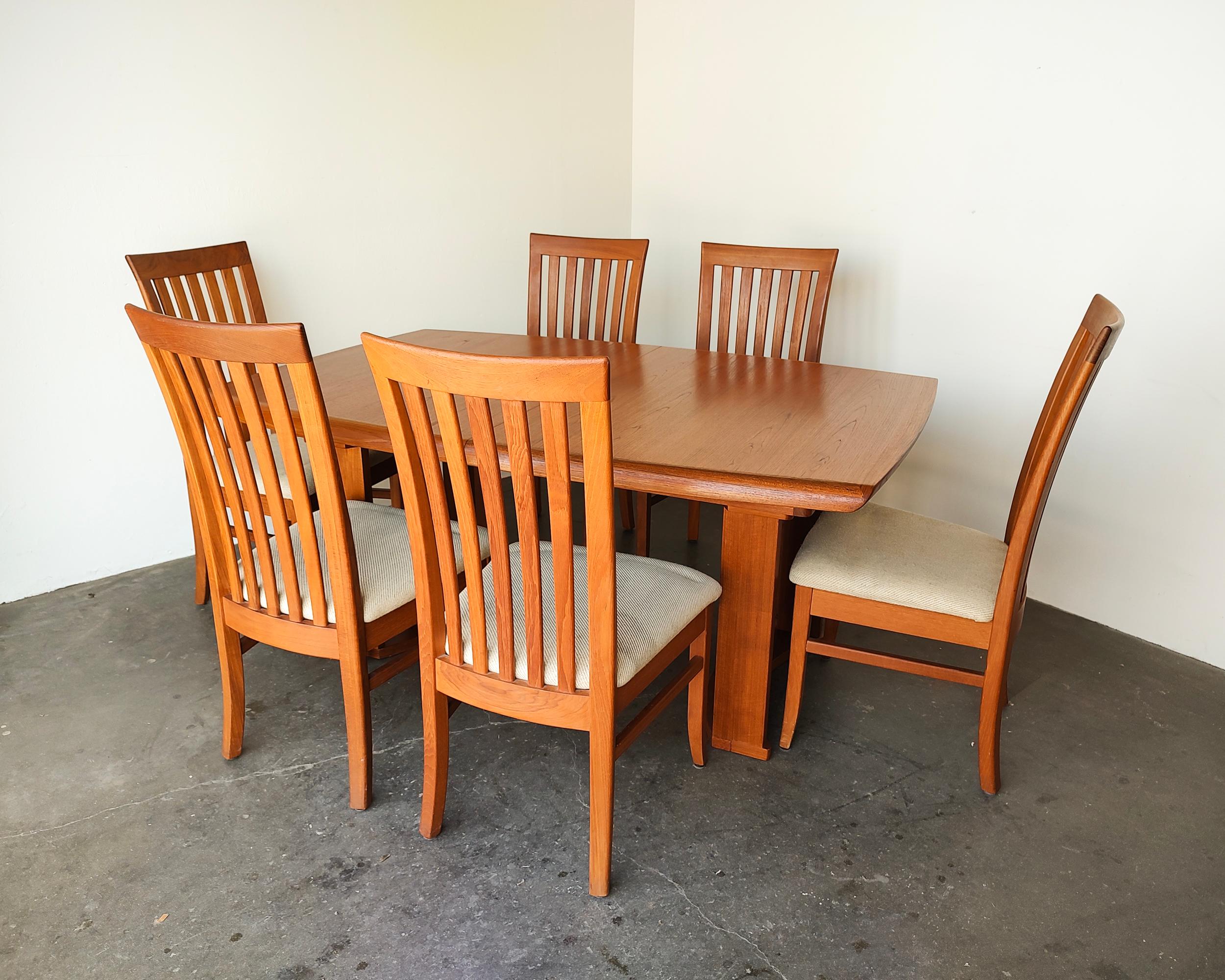 Vintage Benny Linden Expanding Teak Dining Table 1970s 9