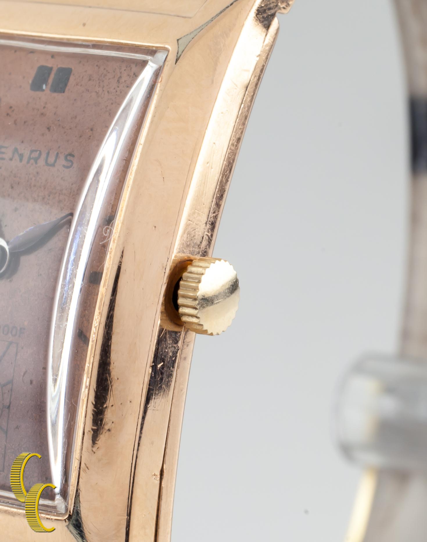 Montre vintage Benrus 10k Rose Gold-Filled Rectangle avec bracelet en cuir noir Bon état - En vente à Van Nuys, CA