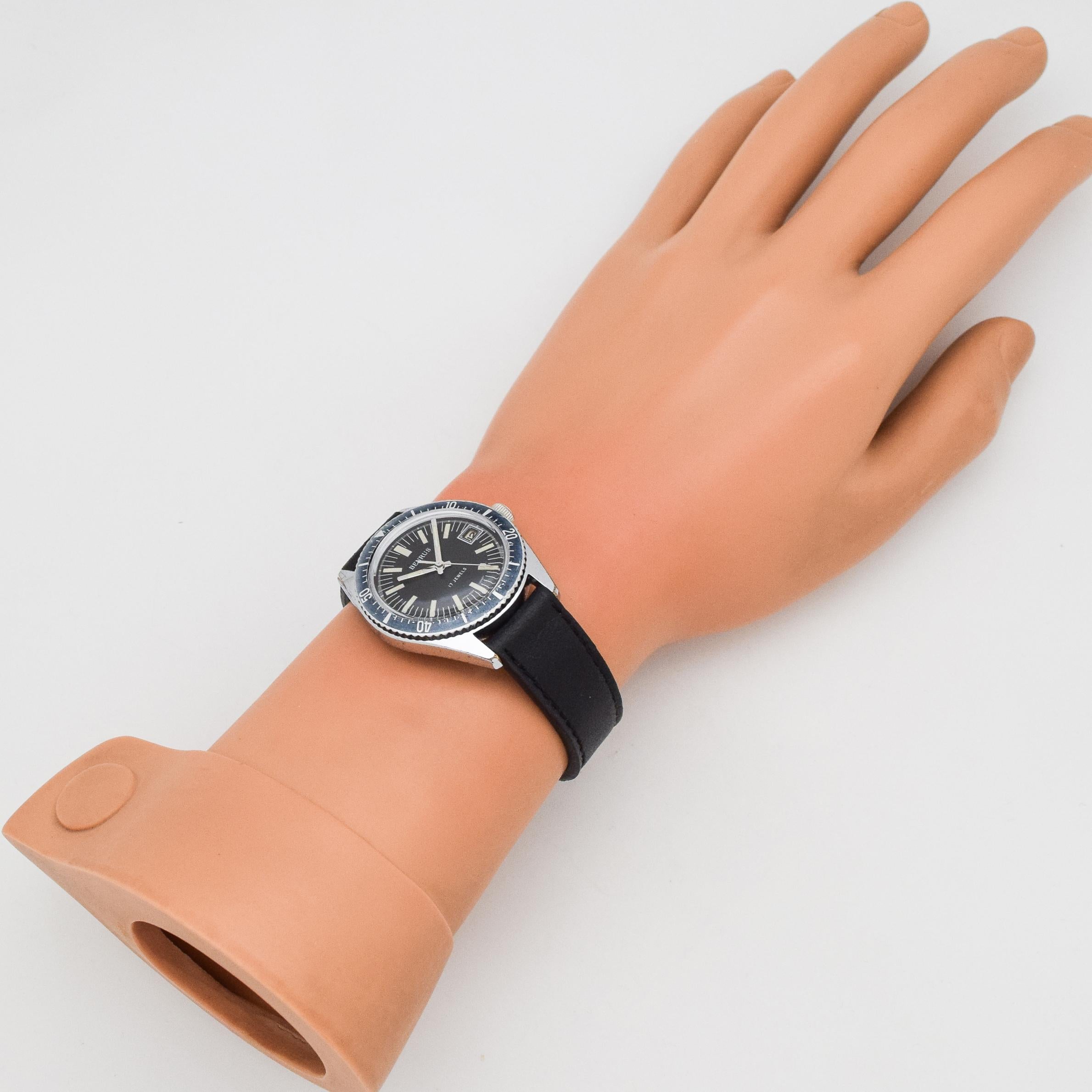 Women's or Men's Vintage Benrus Divers Base Metal and Stainless Steel Watch, 1970s For Sale